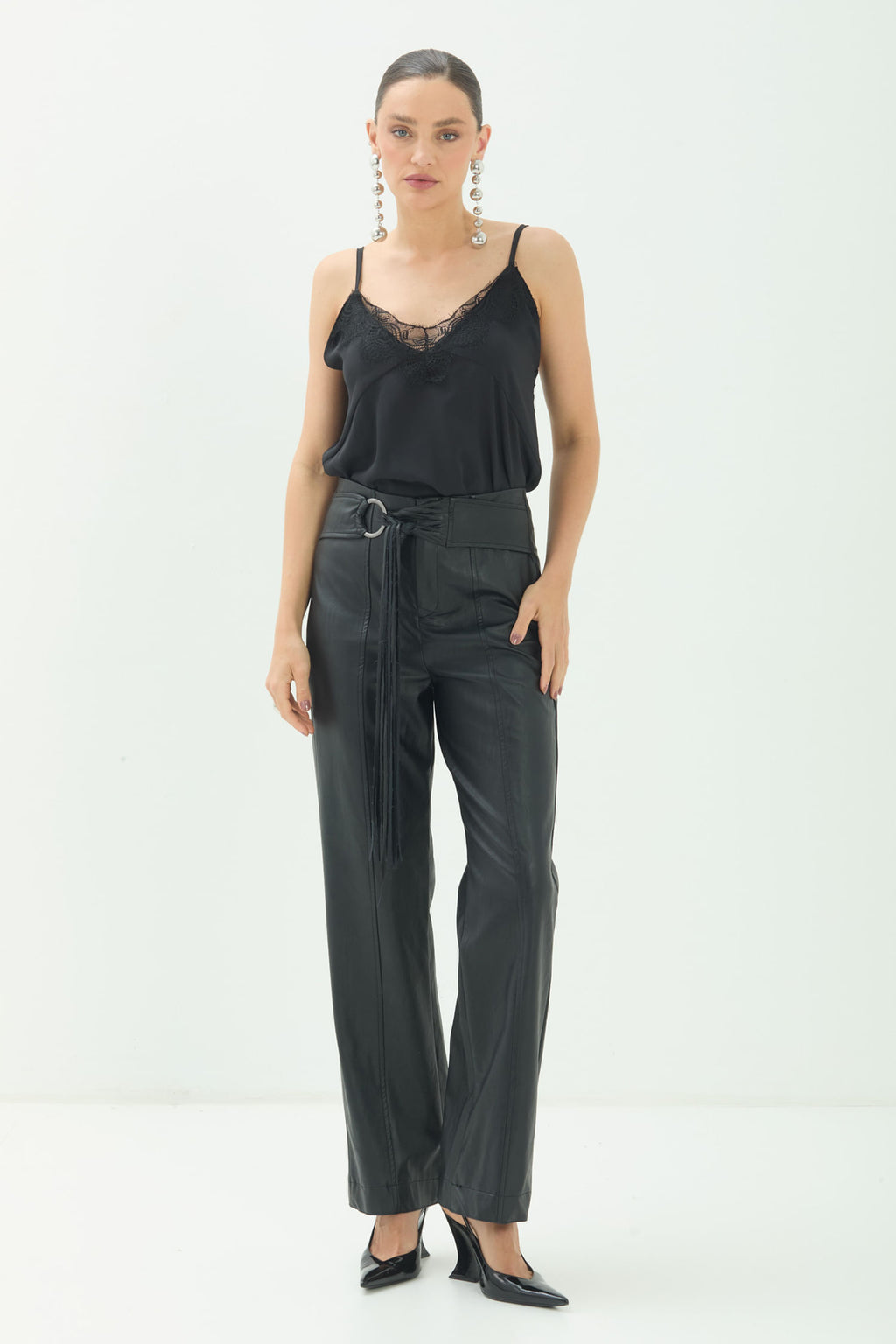 Calça Pu Detalhe Amarração ACT Feminina Preto