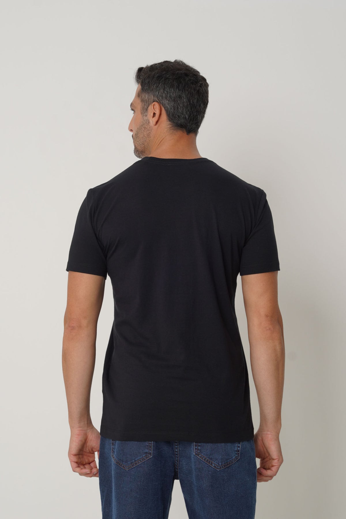 Camiseta Estampa Lobo Masculina Acostamento Preto