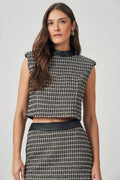 Blusa Gola PU Feminina Acostamento Preto C/ Off White