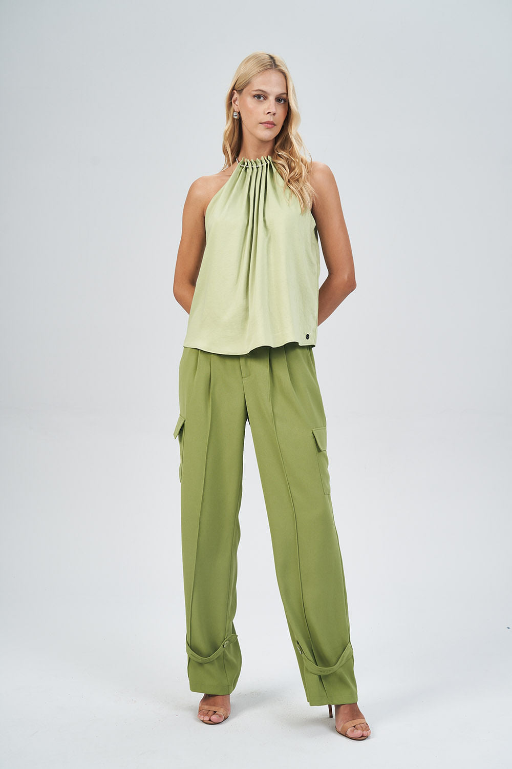 Blusa Gola Franzida Feminina Acostamento Areia