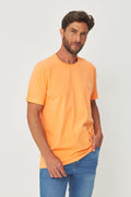 Camiseta Essential Lobo Masculina Acostamento Sweet Orange