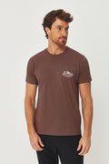 Camiseta Estampa Tênis Masculino Acostamento Marrom Ipe