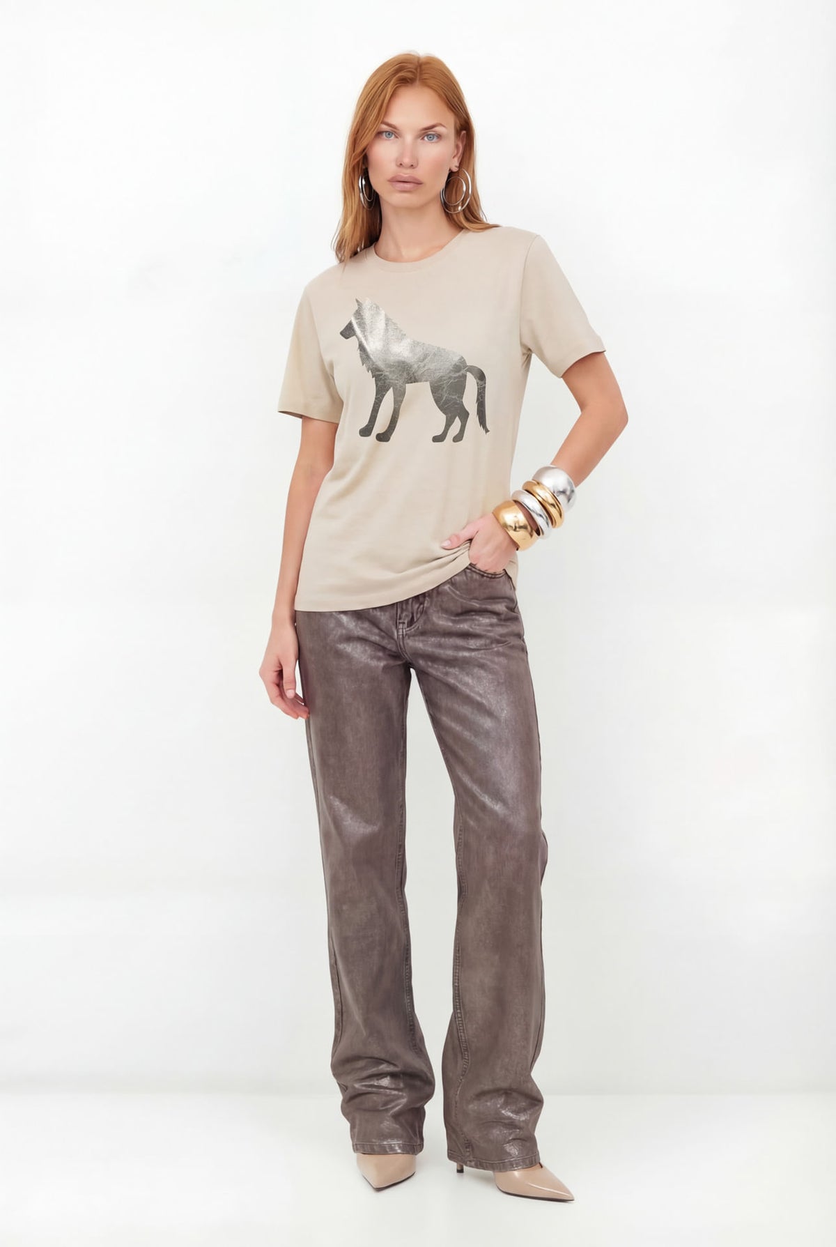 T-Shirt Lobo Estampada ACT Feminina Preto