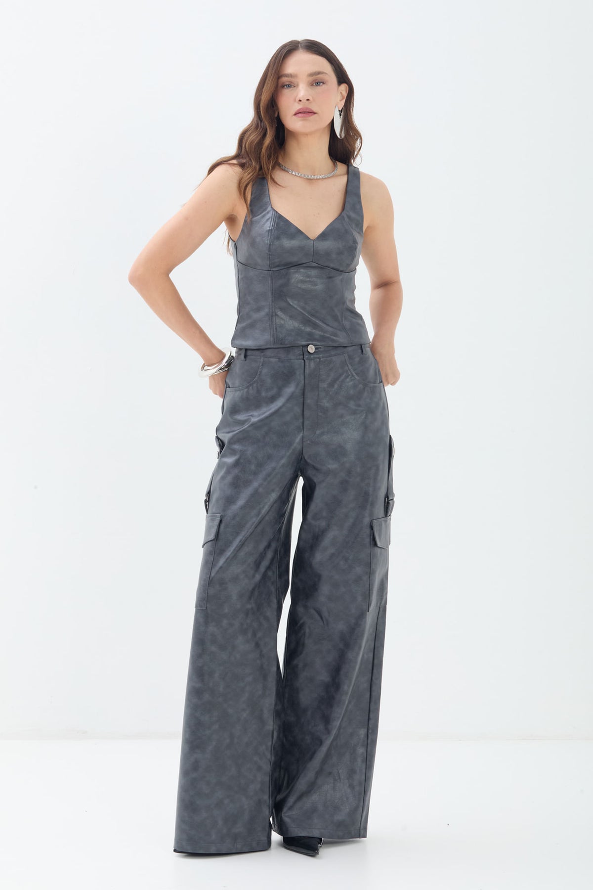 Blusa PU Com Zíper Costas ACT Feminina Chumbo