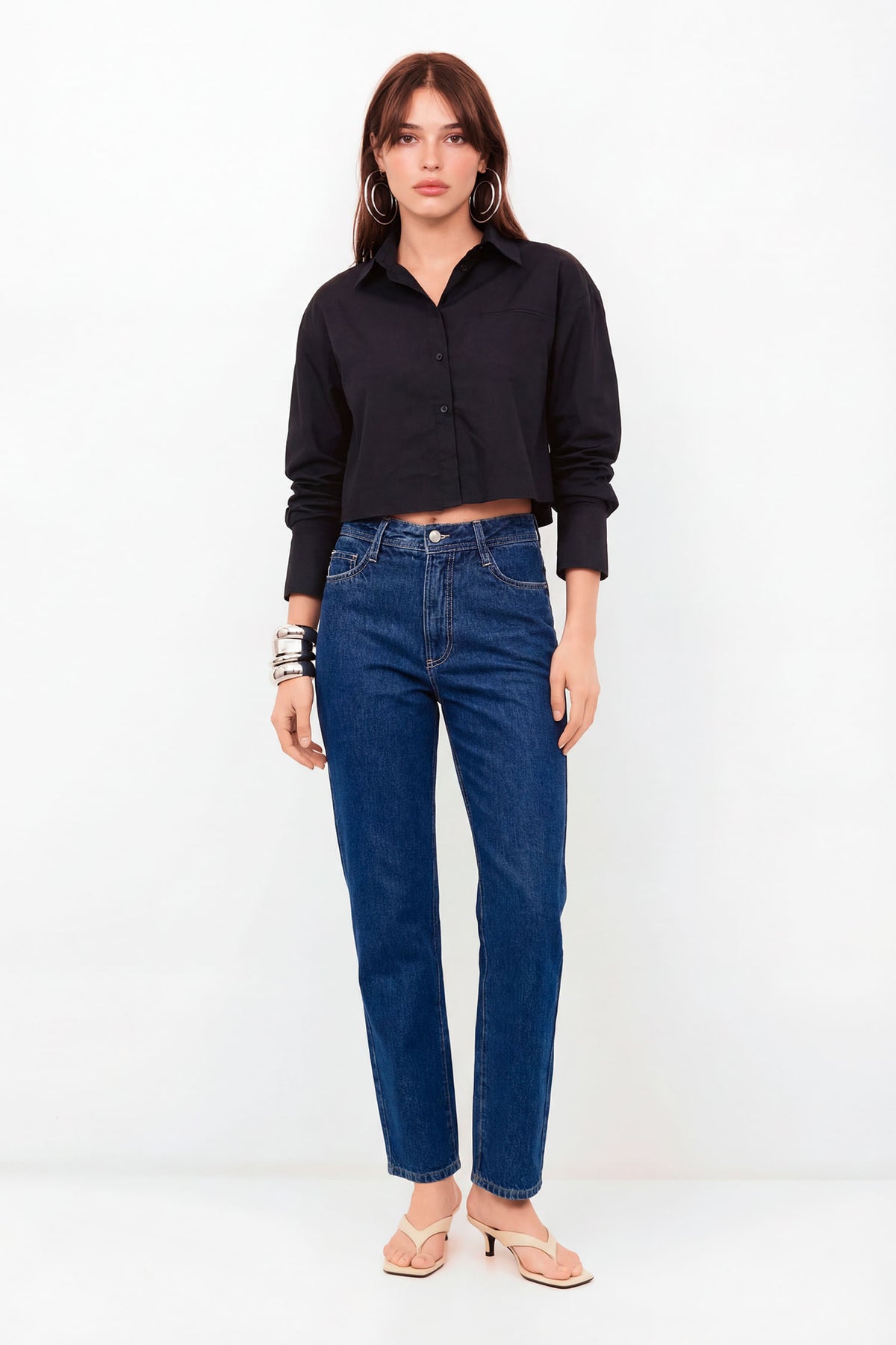 Camisa Costas com Cinto Feminina Inblanche Preto