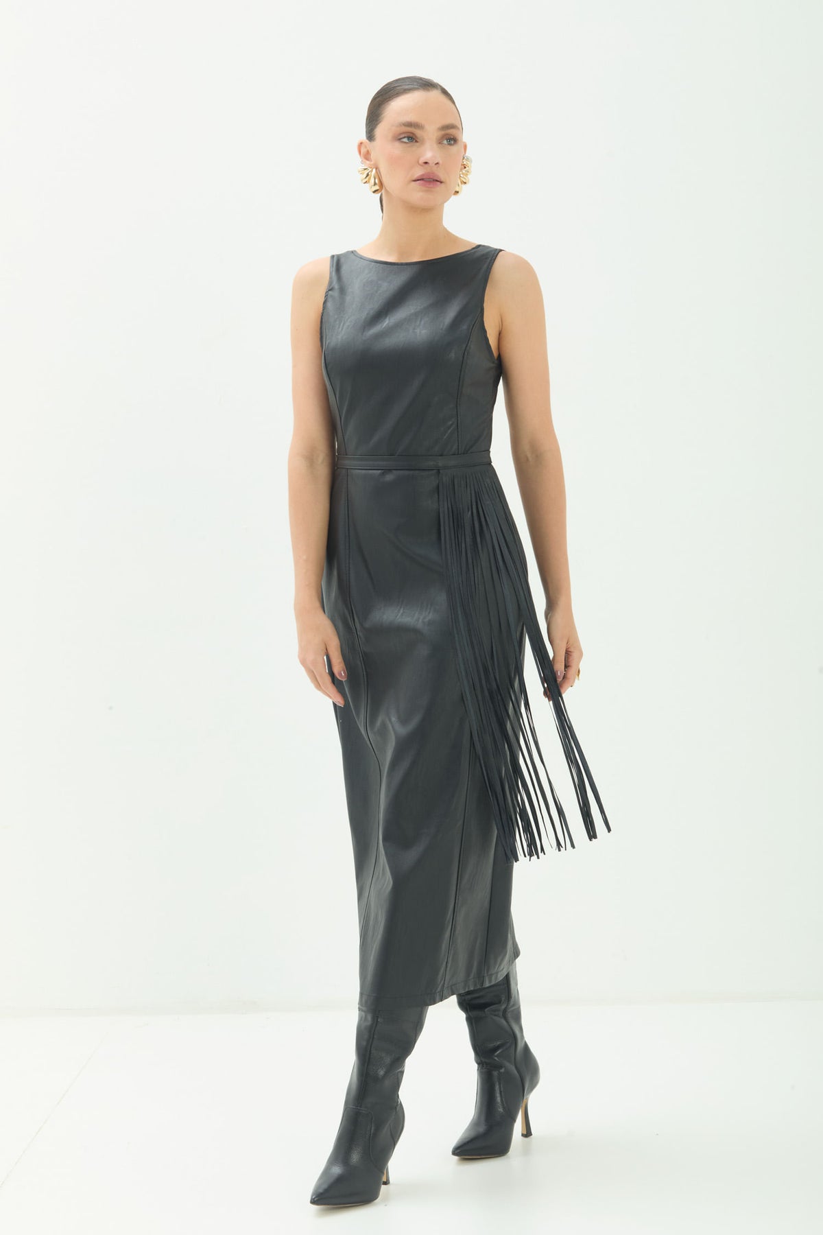 Vestido PU Midi Decote Costas ACT Feminino Preto