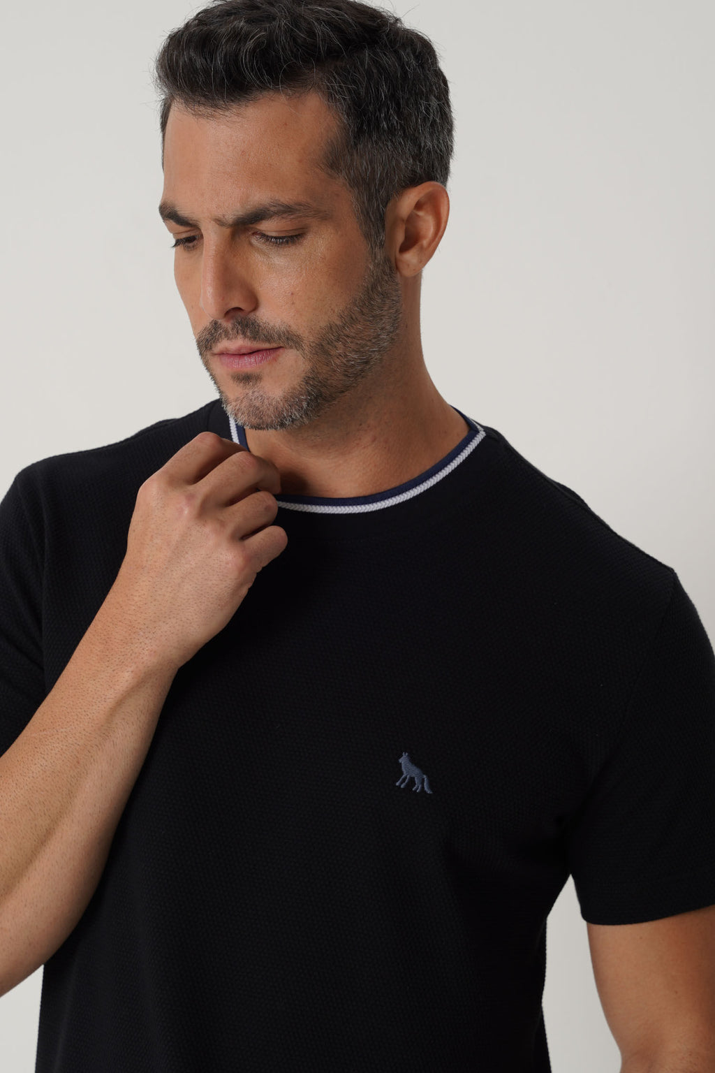 Camiseta Casual Com Bordado Masculina Acostamento Preto