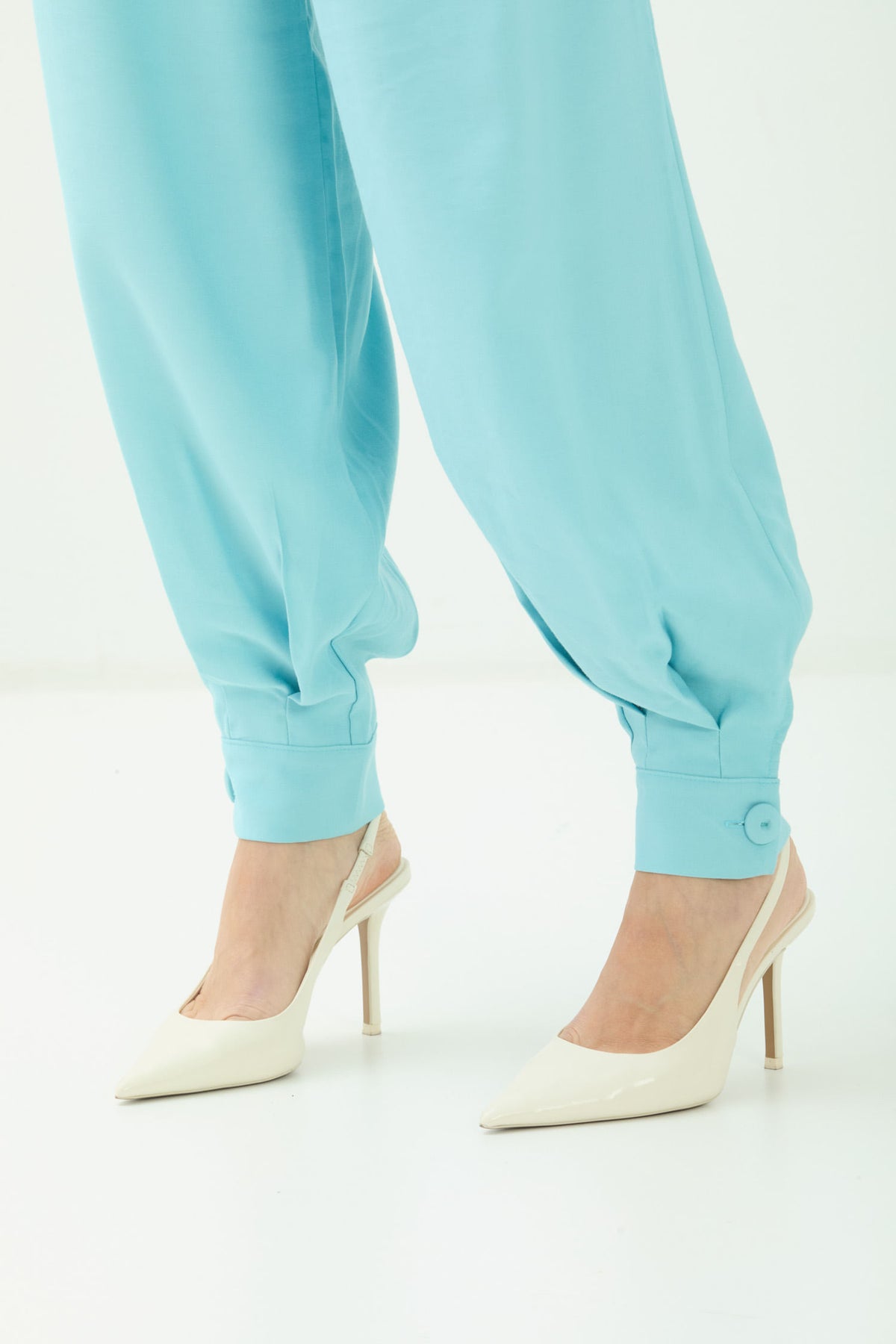 Calça Solta com Pregas ACT Feminina Misty Blue
