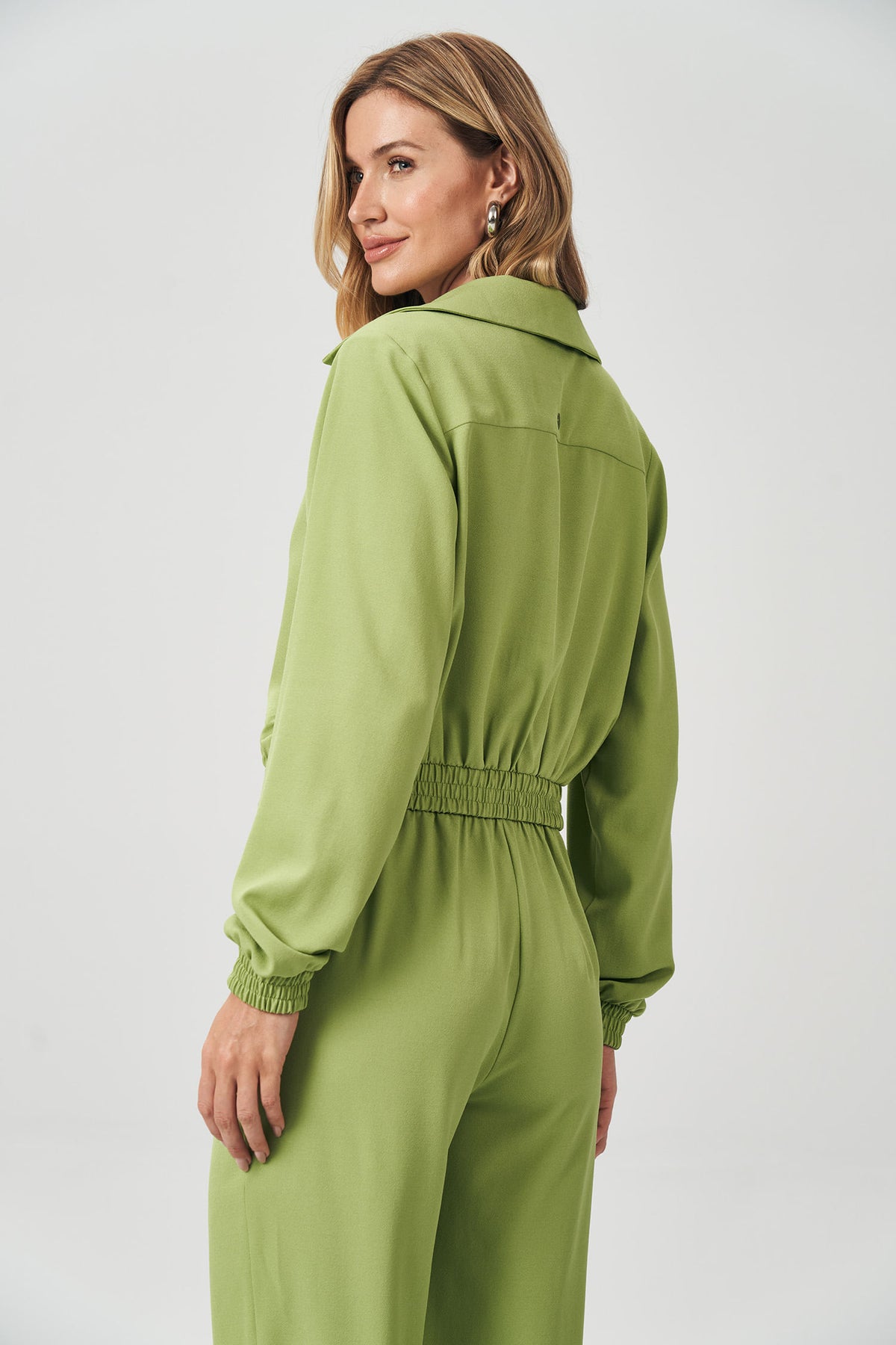 Jaqueta Leve Franzido Feminina Acostamento Garden