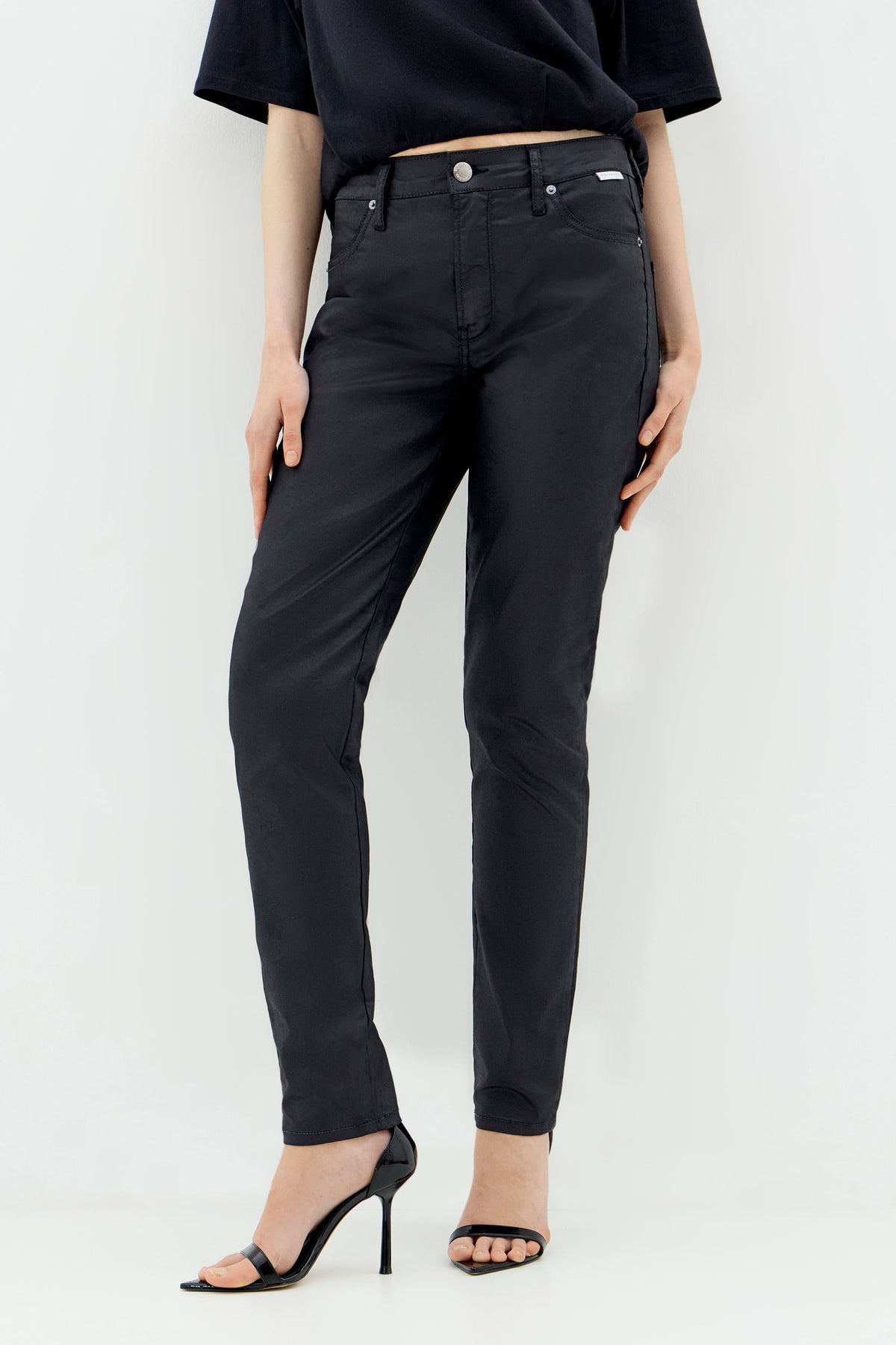 Calça Jeans Skinny Resinada Feminina Inblanche Preto