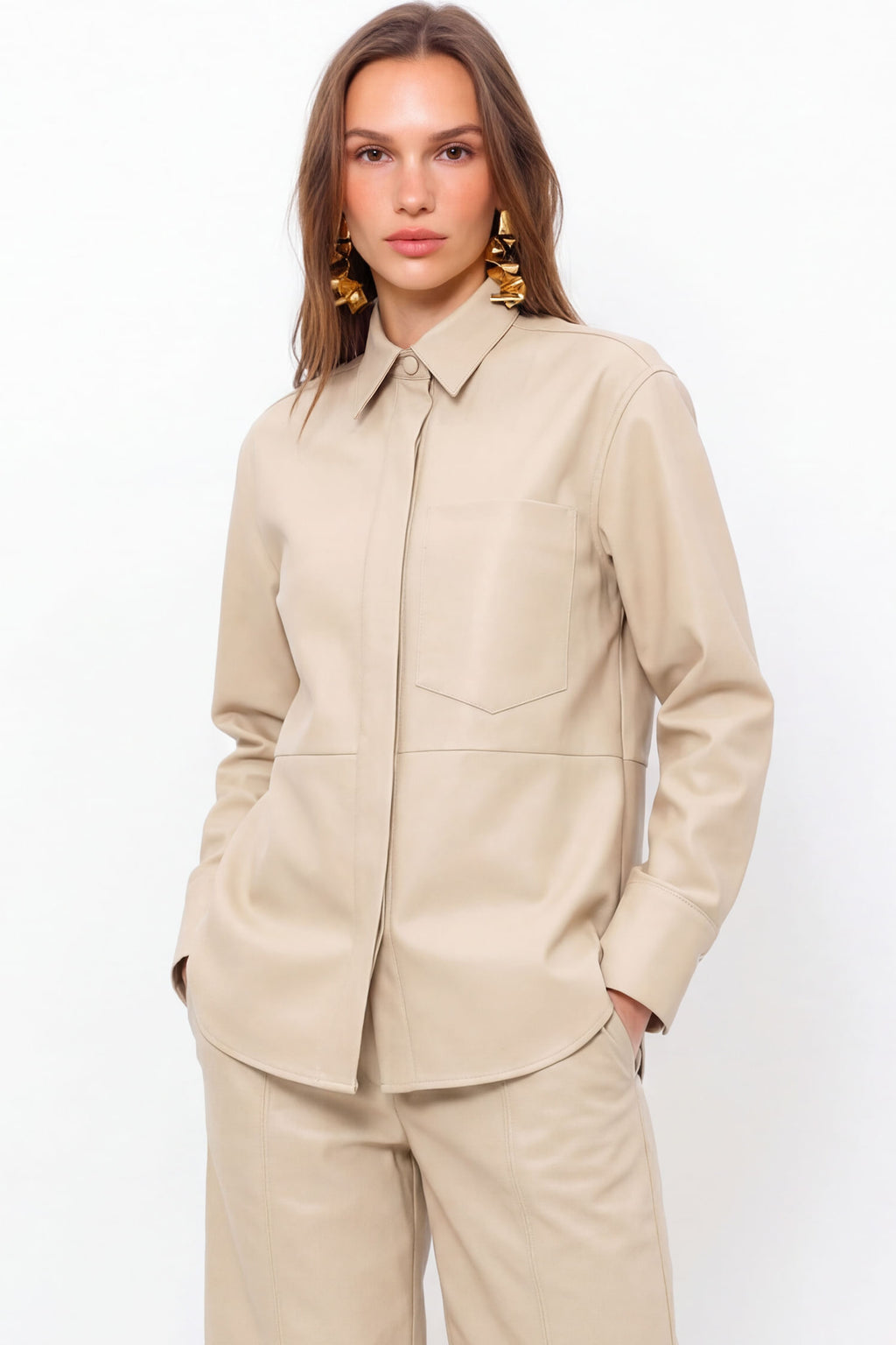 Camisa PU Com Bolso Frontal ACT Feminina Sand