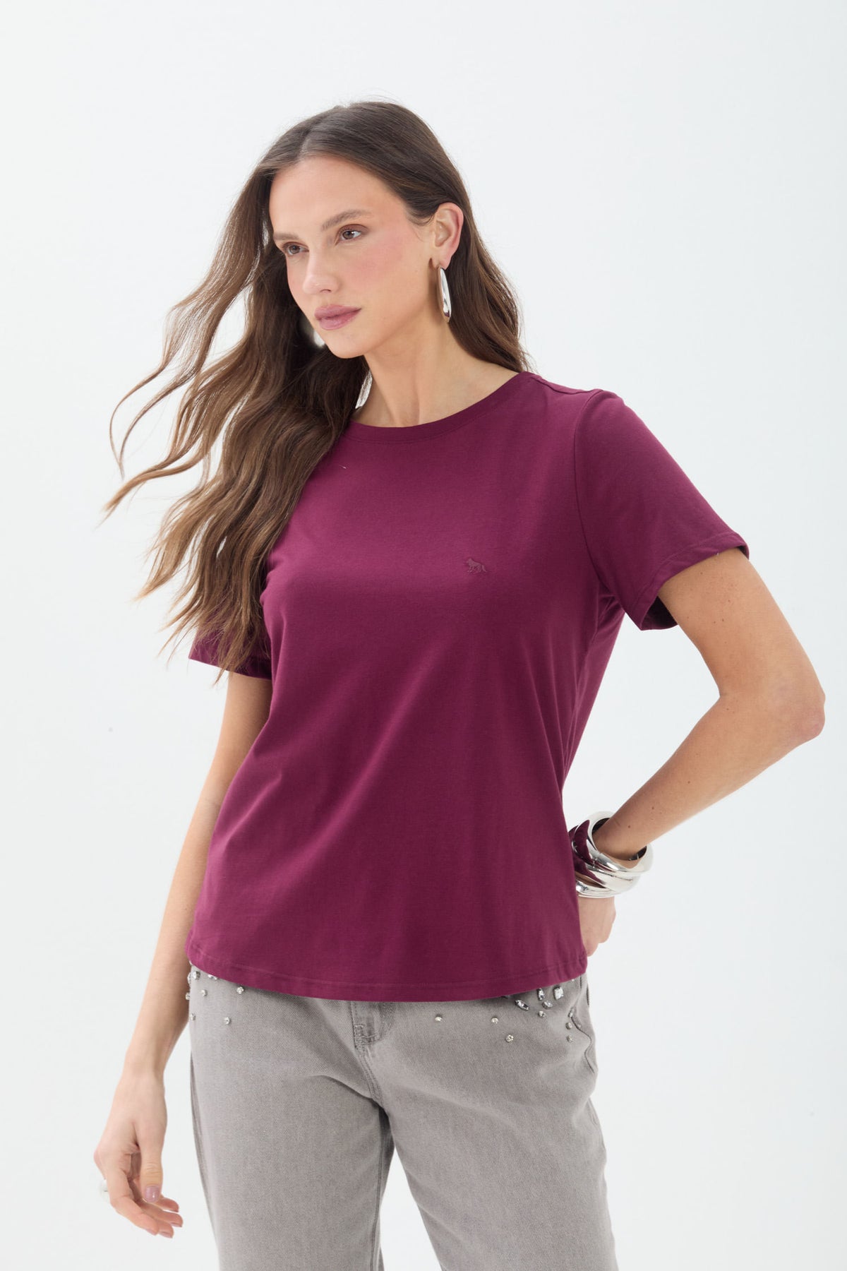 T-Shirt Básica Moderna ACT Feminina Deep Ruby