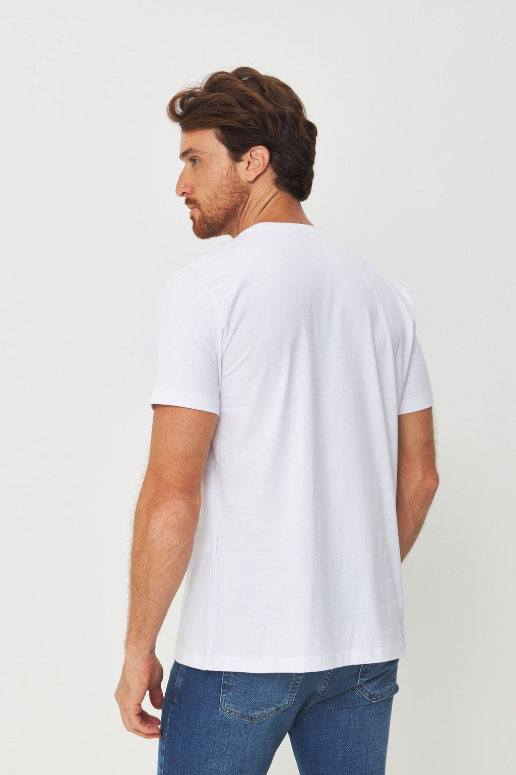 Camiseta Logo em Alto Relevo Touch Masculina Acostamento Branco