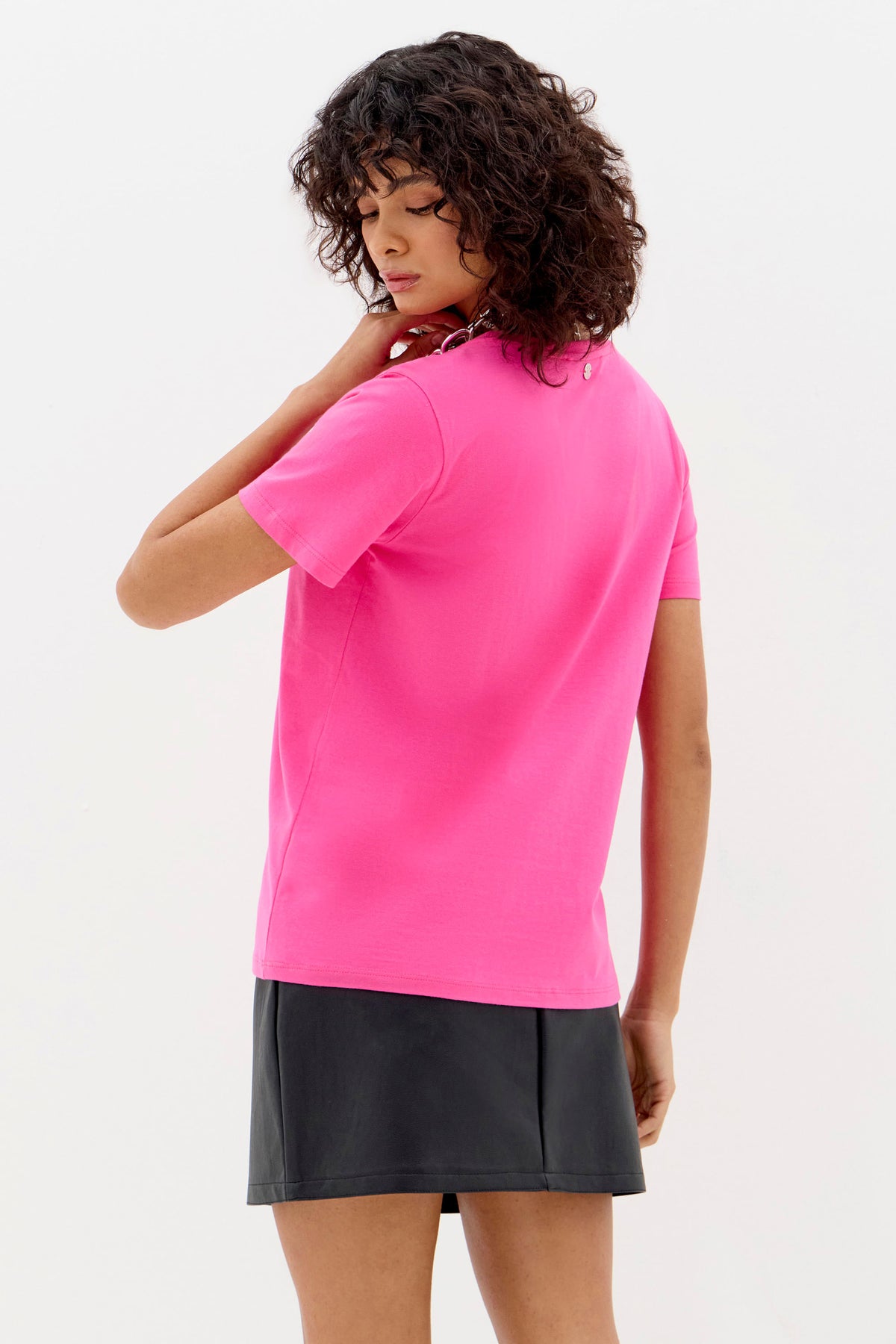T-Shirt Lettering Strass Feminina Inblanche Fuchsia
