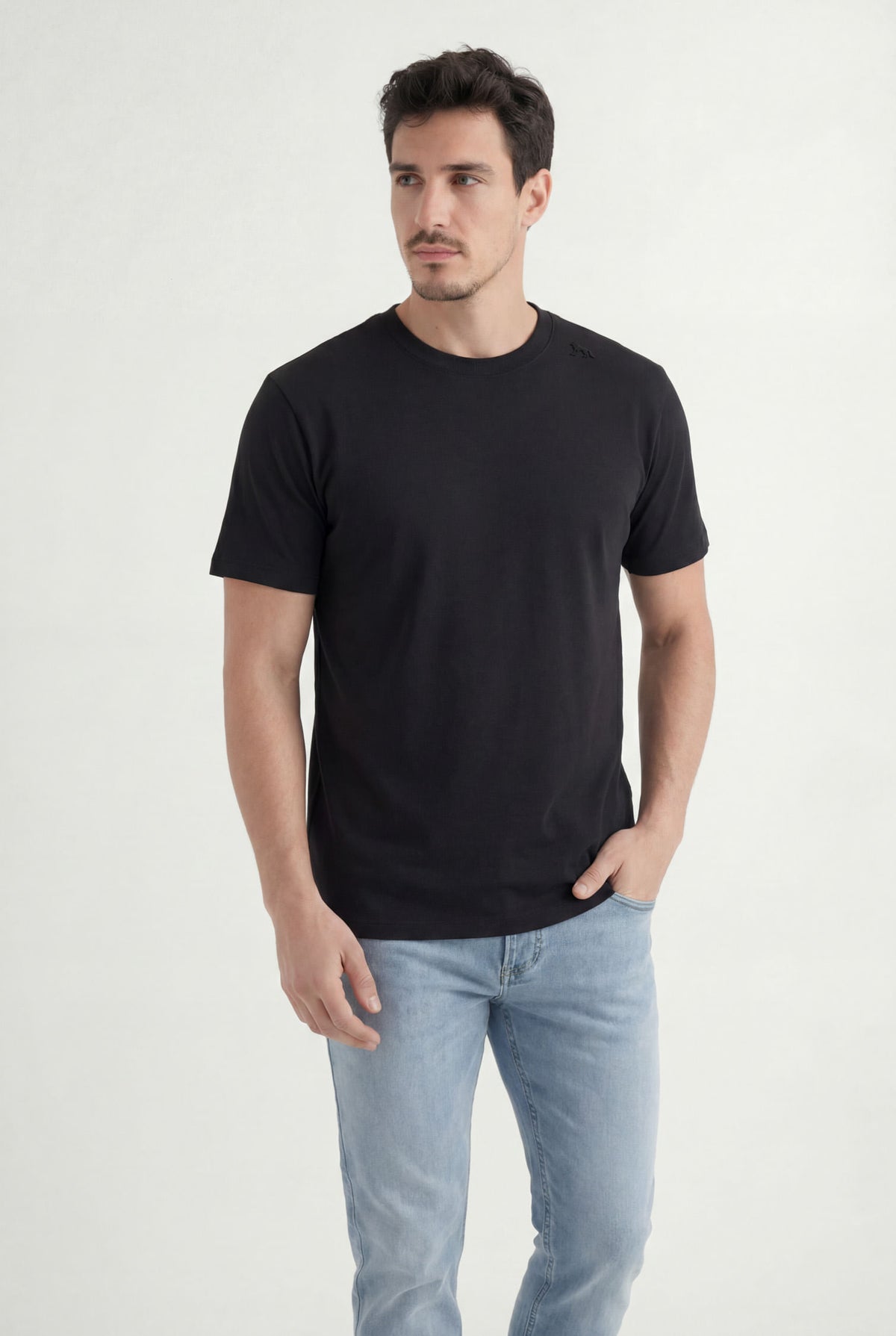 Camiseta Básica Masculino Acostamento Preto