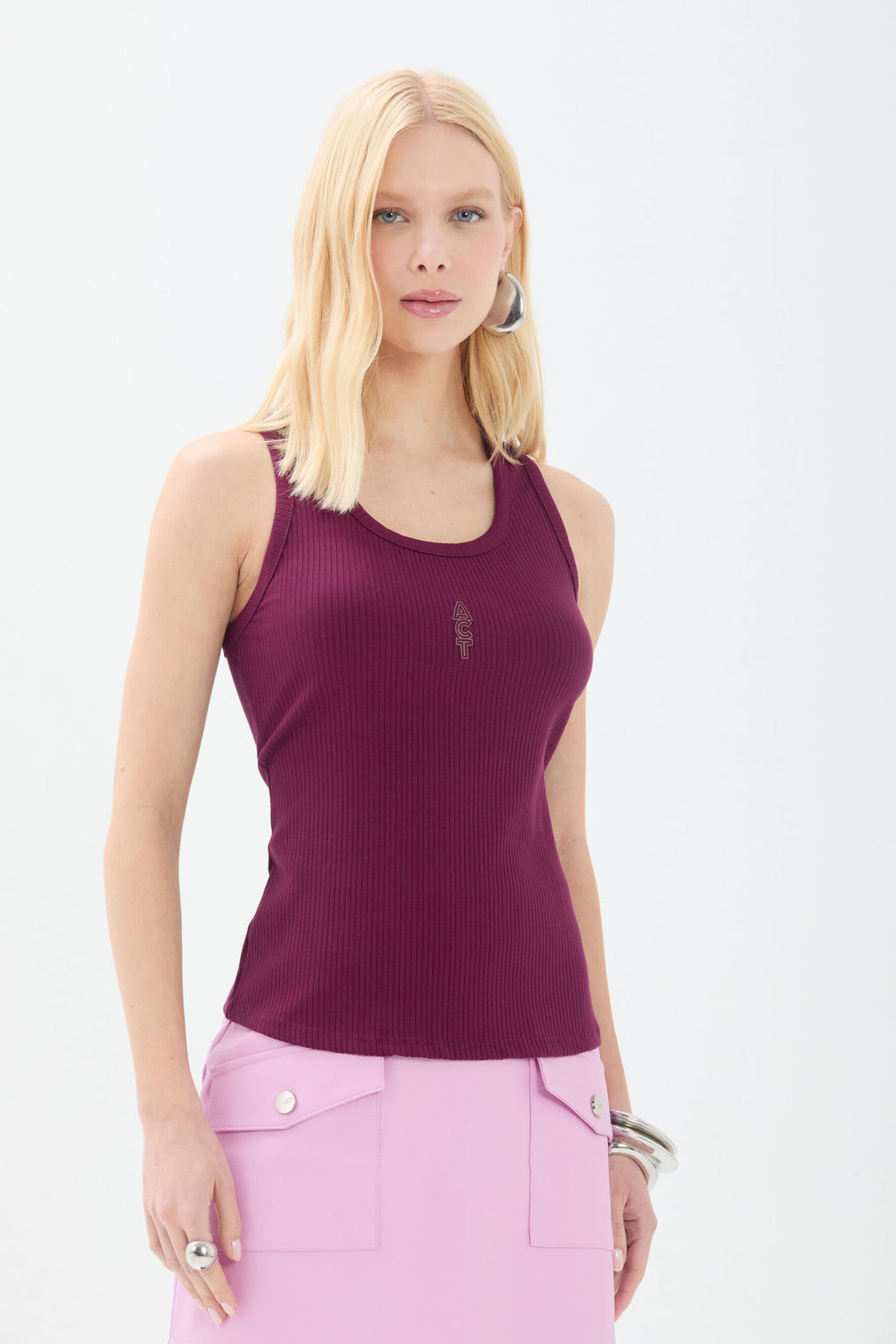 Regata Canelada Básica ACT Feminina Deep Ruby