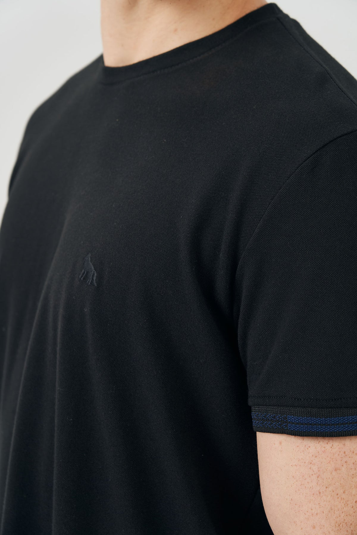 Camiseta Punho Lettering Masculina Acostamento Branco