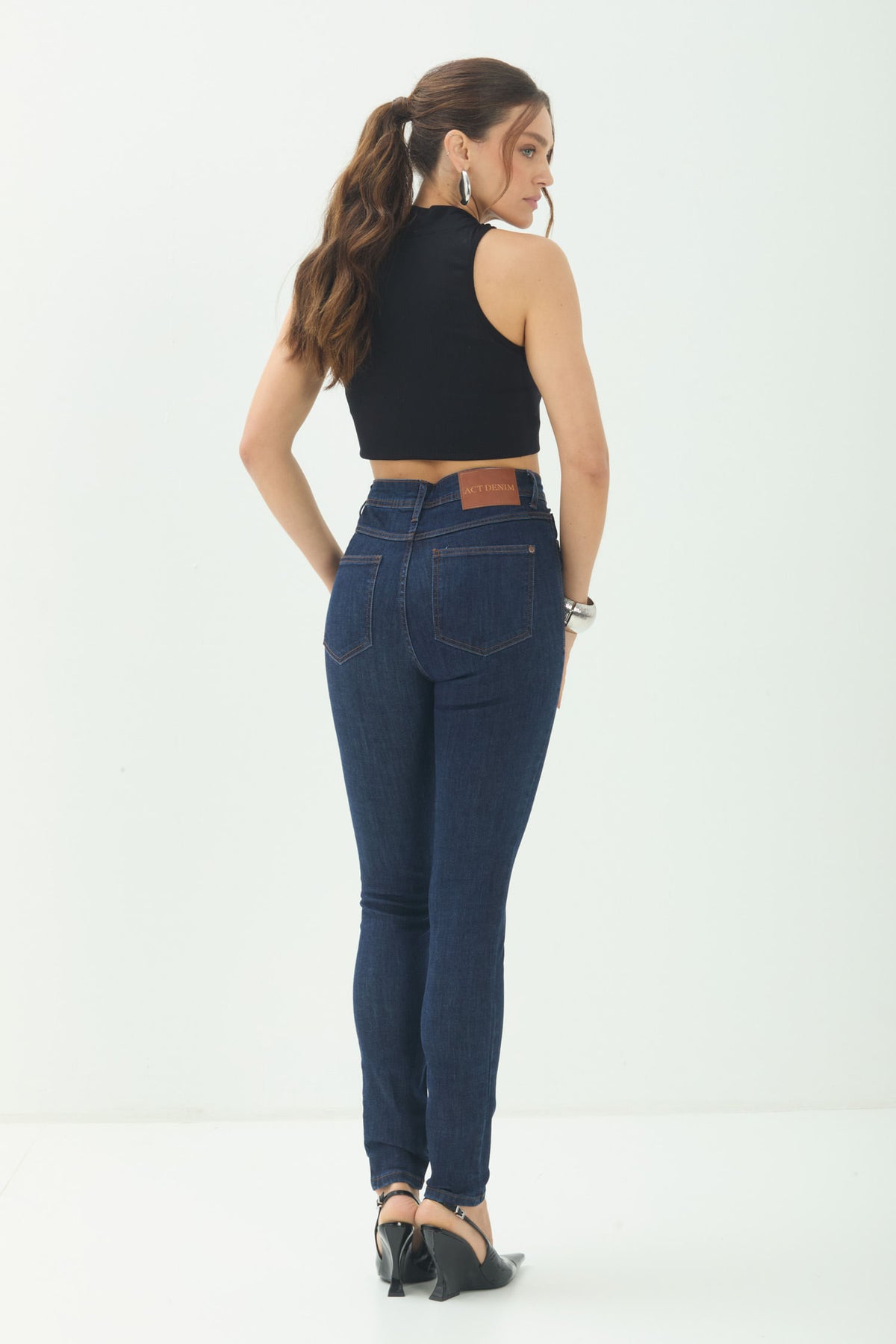 Calça Jeans Skinny Versátil ACT Feminina Jeans Escuro