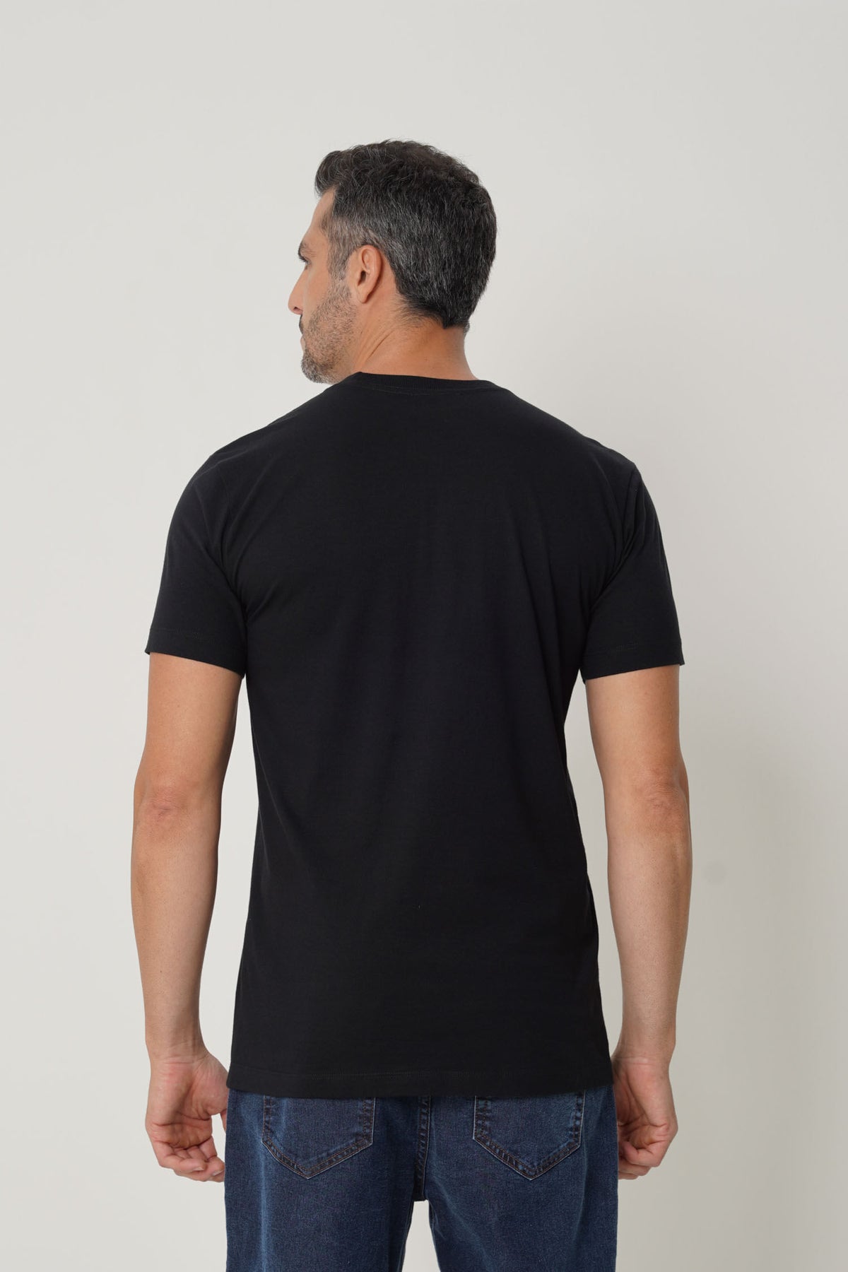Camiseta Minimalista Silk Gola Masculina Acostamento Preto