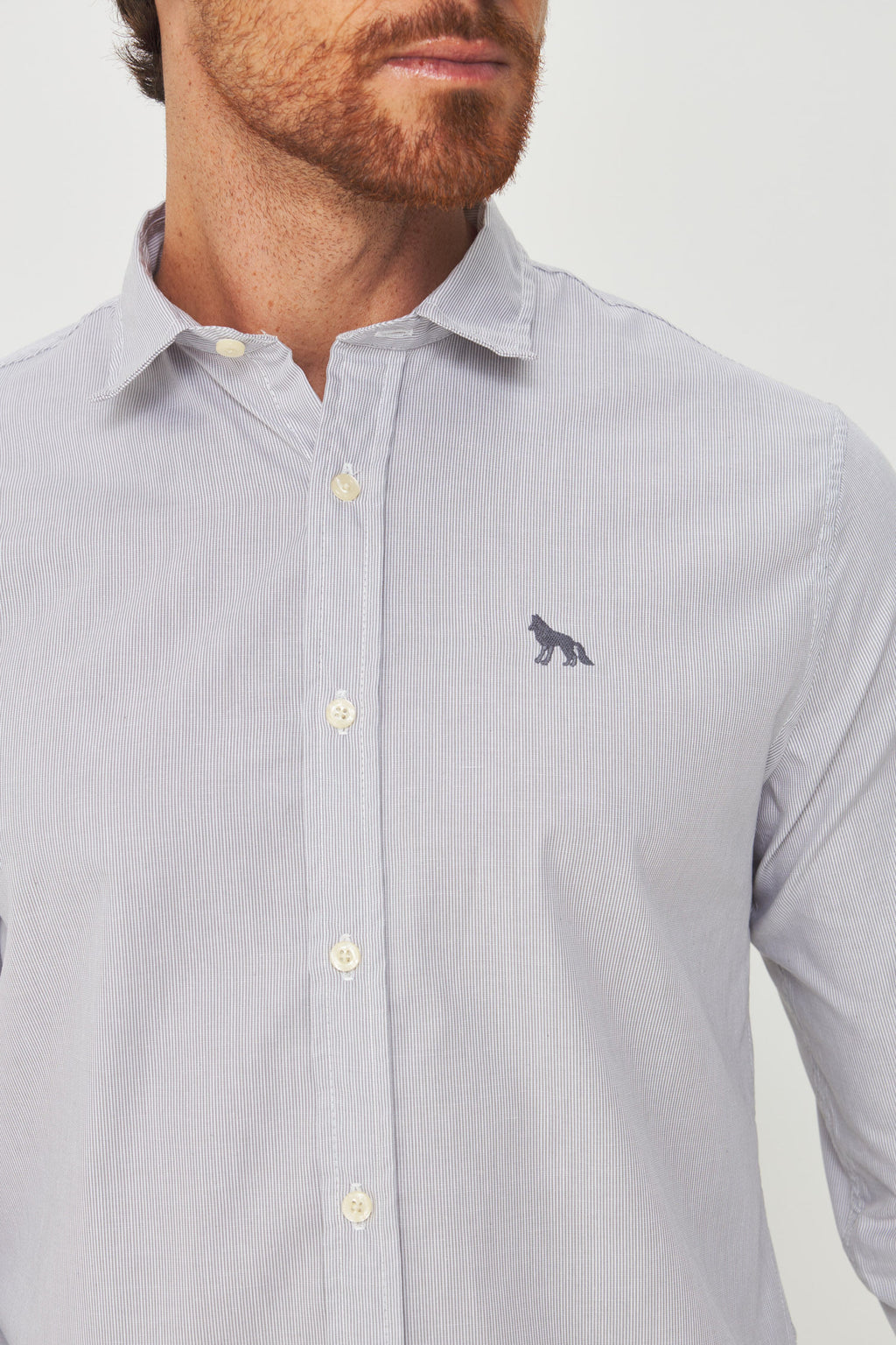 Camisa Manga Longa Listrada Masculina Acostamento Micro Listra Cinza C/ Branco