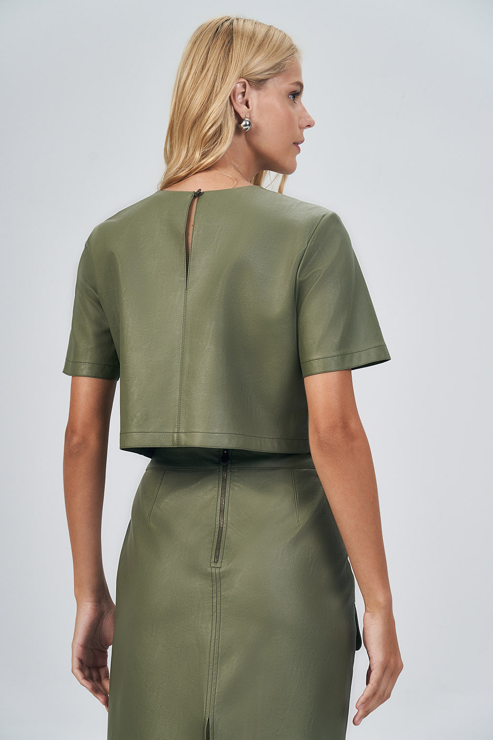 Blusa Details PU Feminina Acostamento Deep Olive