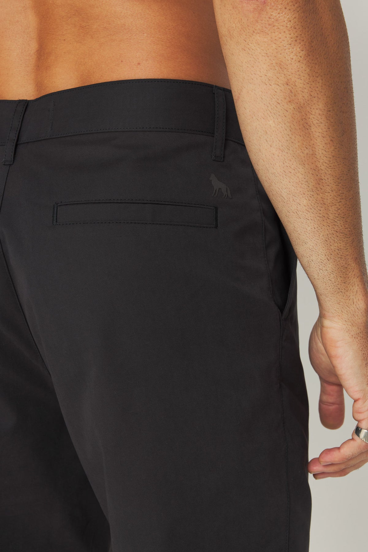 Bermuda Tech Bolso Faca Masculina Acostamento Preto