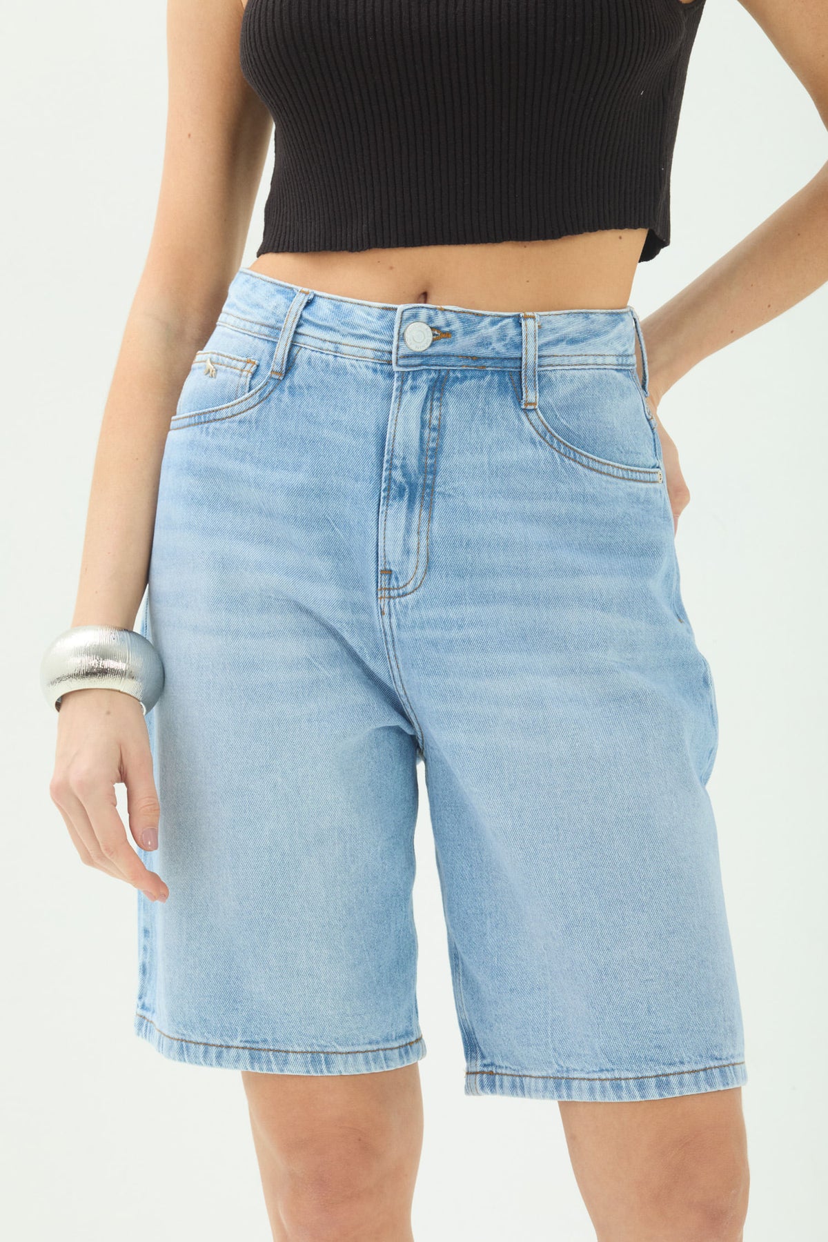 Bermuda Jeans Mom ACT Feminino Jeans Claro