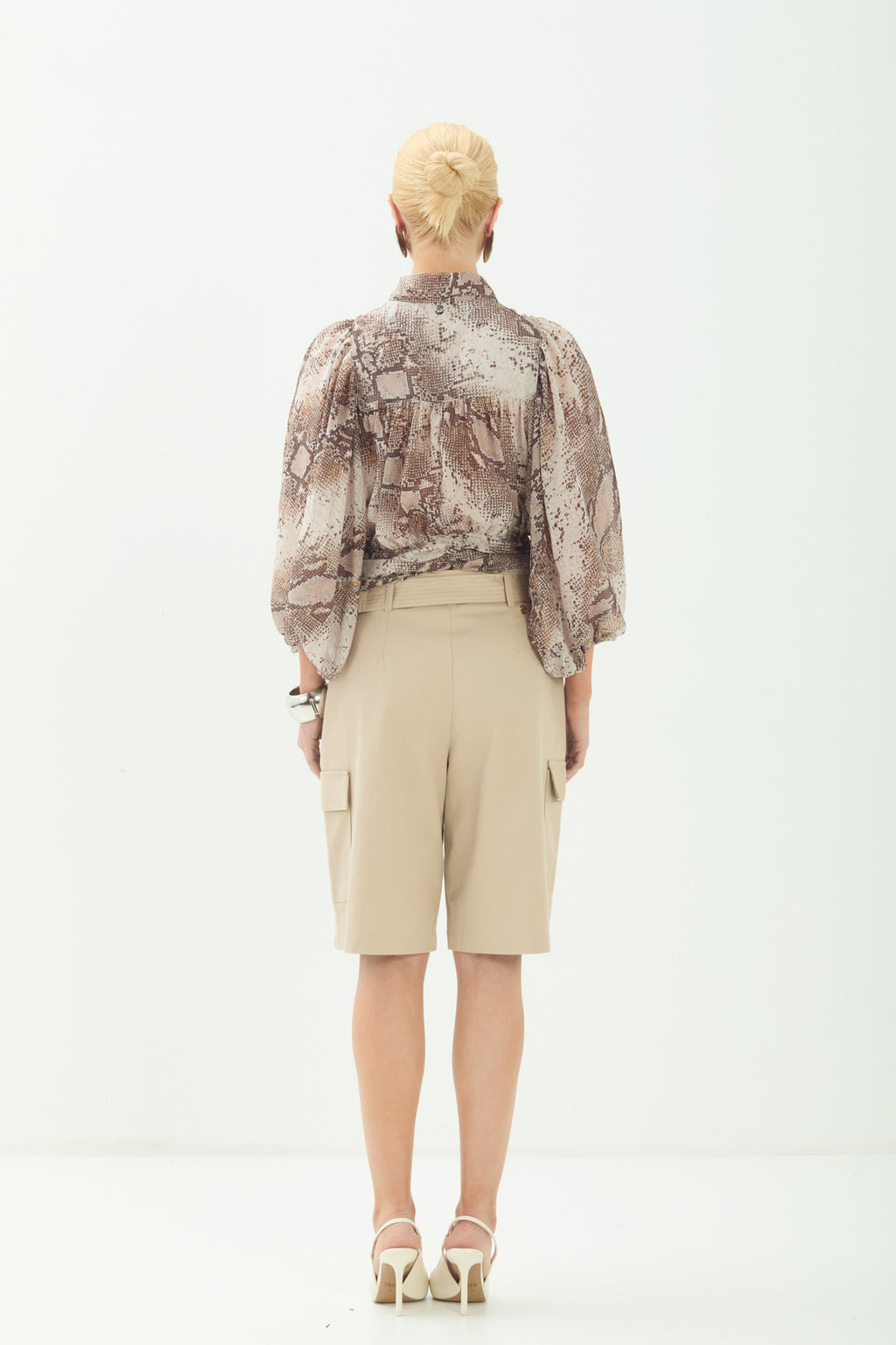 Camisa Manga Longa Com Amarração  ACT Feminina Snake Skin