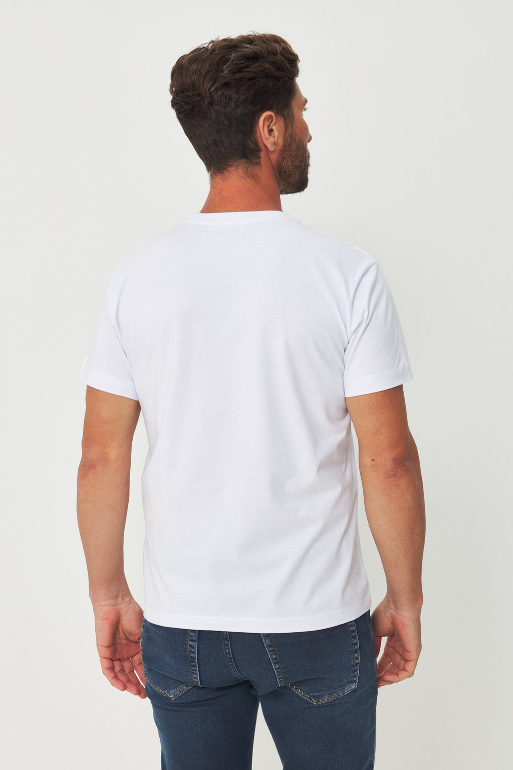 Camiseta Estampa Lobo Central Masculino Acostamento Branco