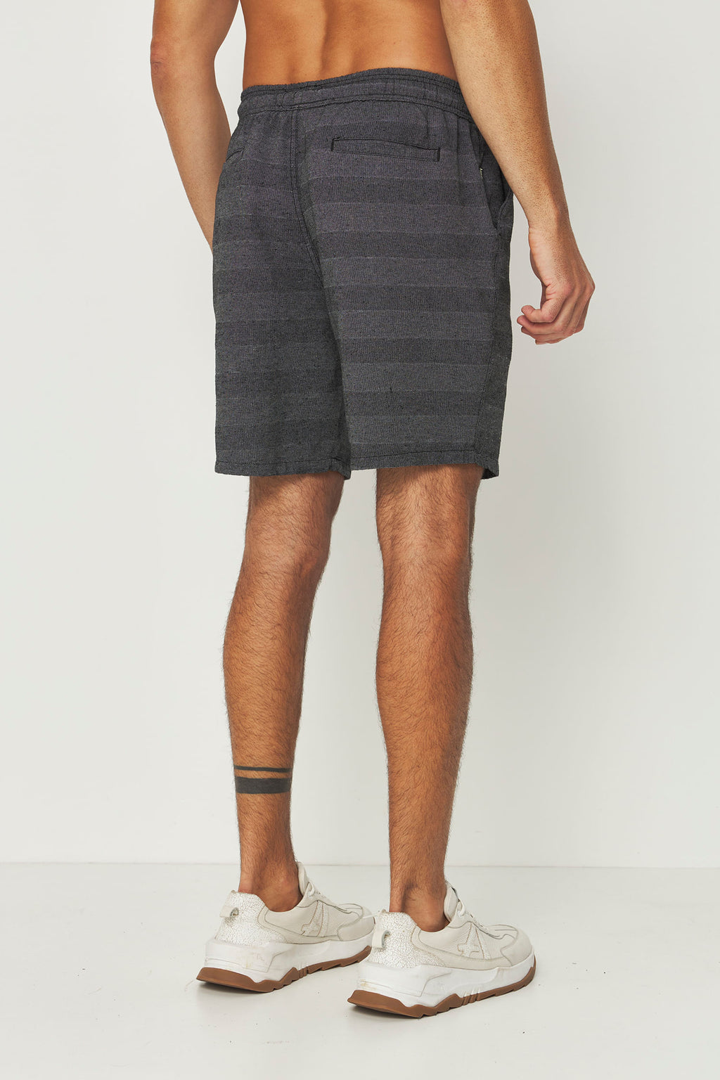 Bermuda Casual Com Bolsos Masculino Acostamento Preto