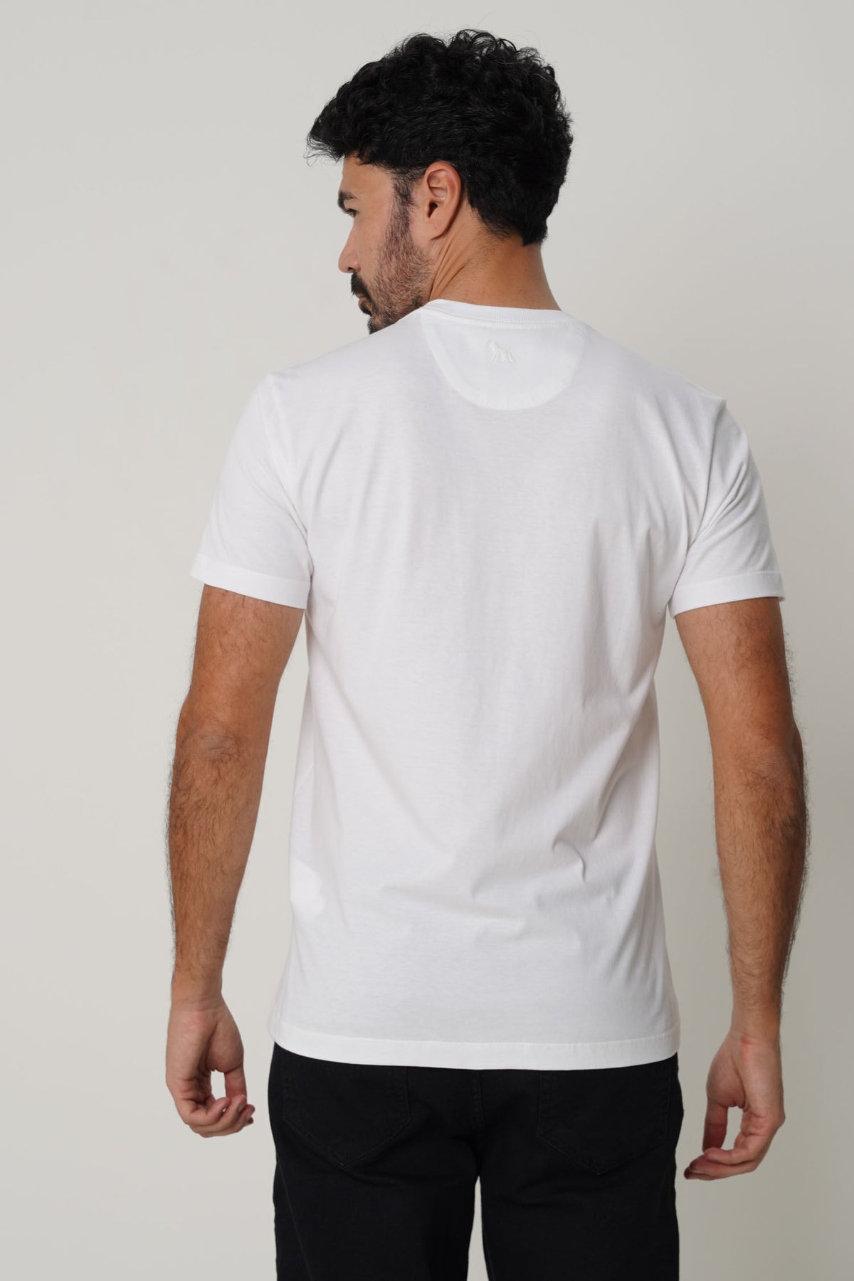 Camiseta Básica Masculina Acostamento Branco