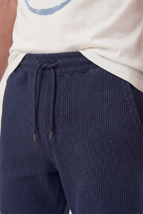 Bermuda Casual Em Malha Masculina Acostamento Marinho
