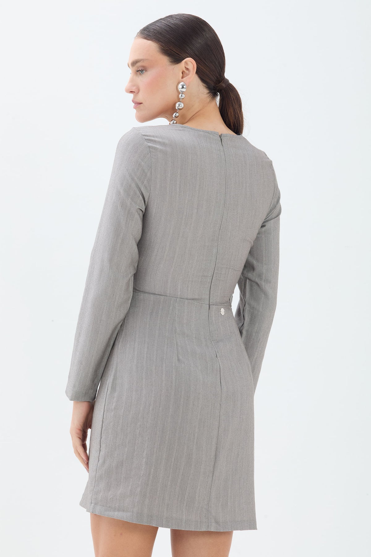Vestido Alfaiataria Vazado Cinto ACT Feminino Light Silver