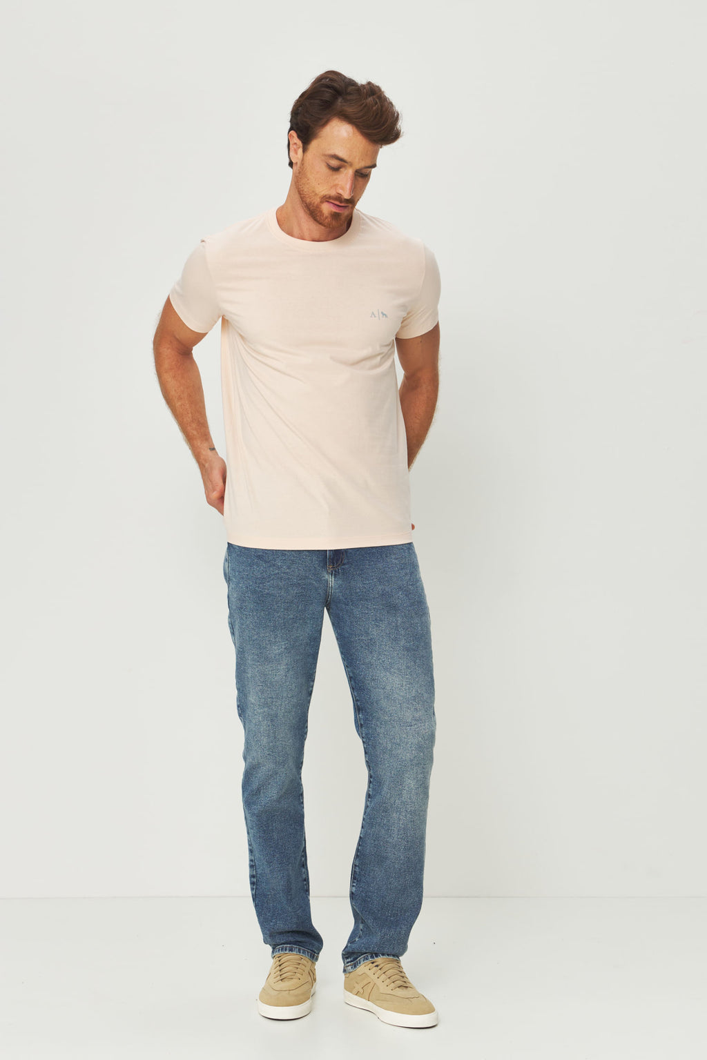 Camiseta Minimalista Masculina Acostamento Rosado