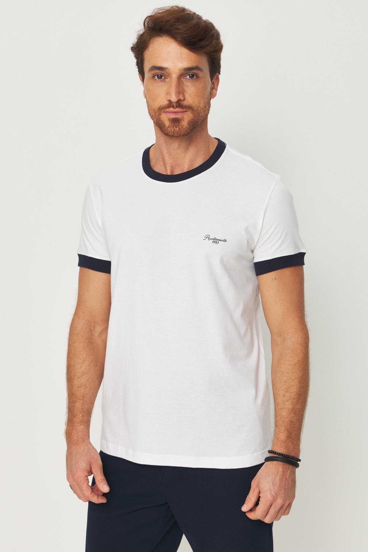 Camiseta Estilo Retrô Masculino Acostamento Off White