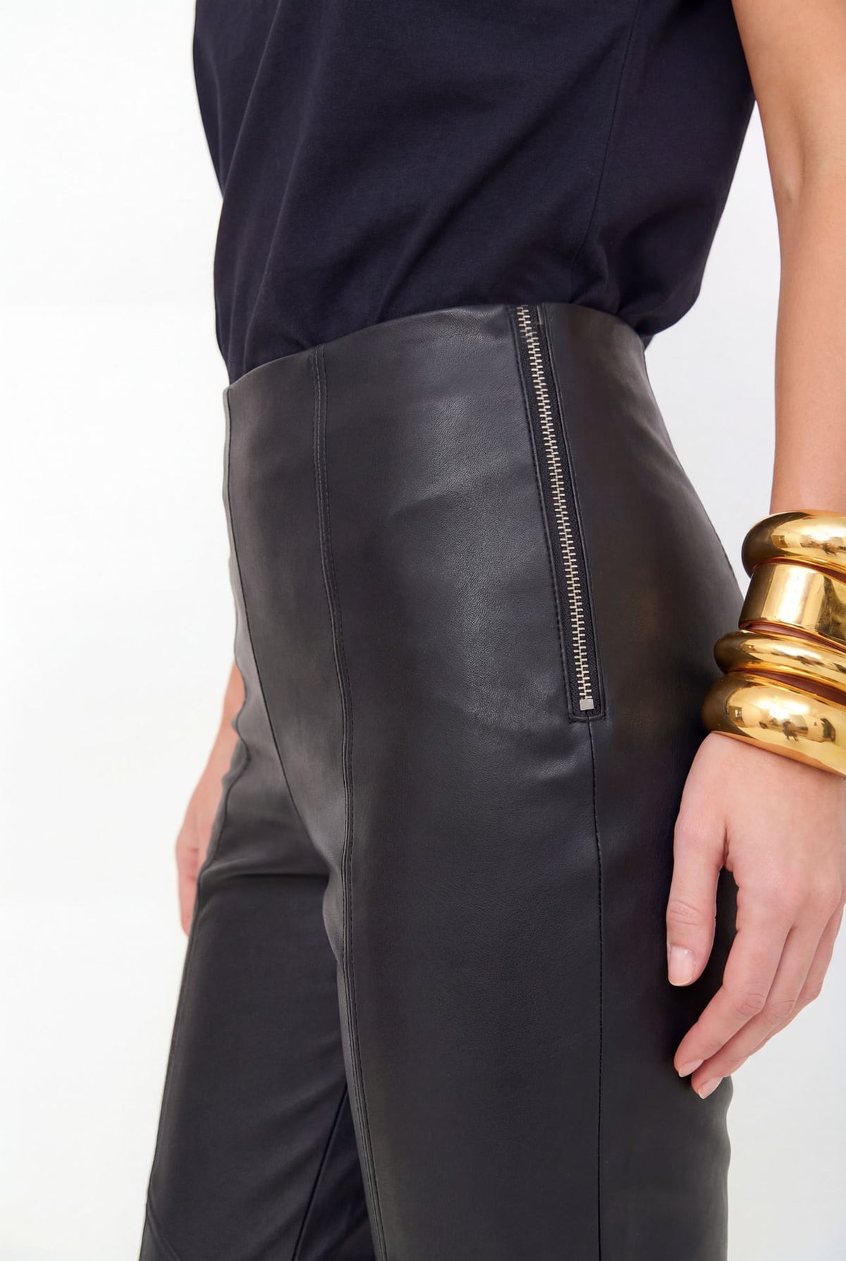 Calça PU Com Zíper ACT Feminina Preto