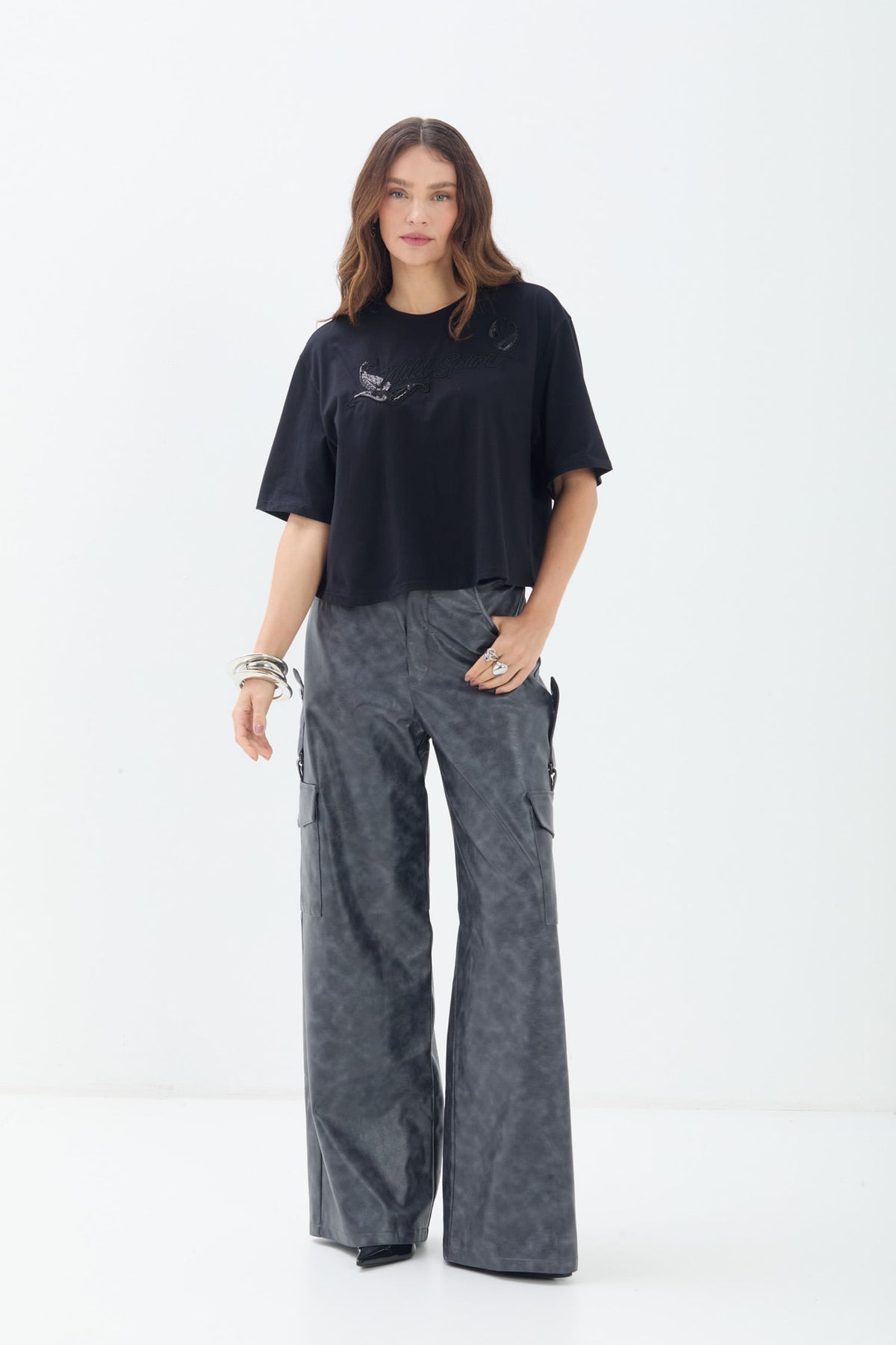 T-Shirt Bordada Wild Spirit ACT Feminina Preto
