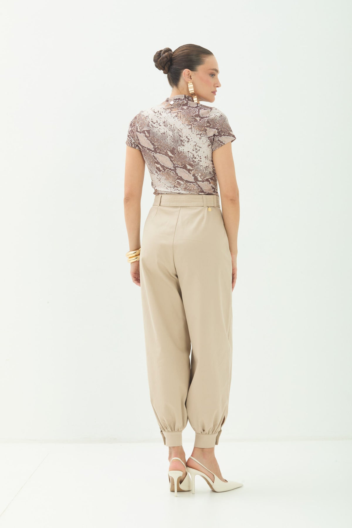 T-Shirt Moderna Estampada ACT Feminina Snake Skin