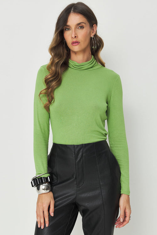 Blusa Gola Rolê Feminina Acostamento Garden