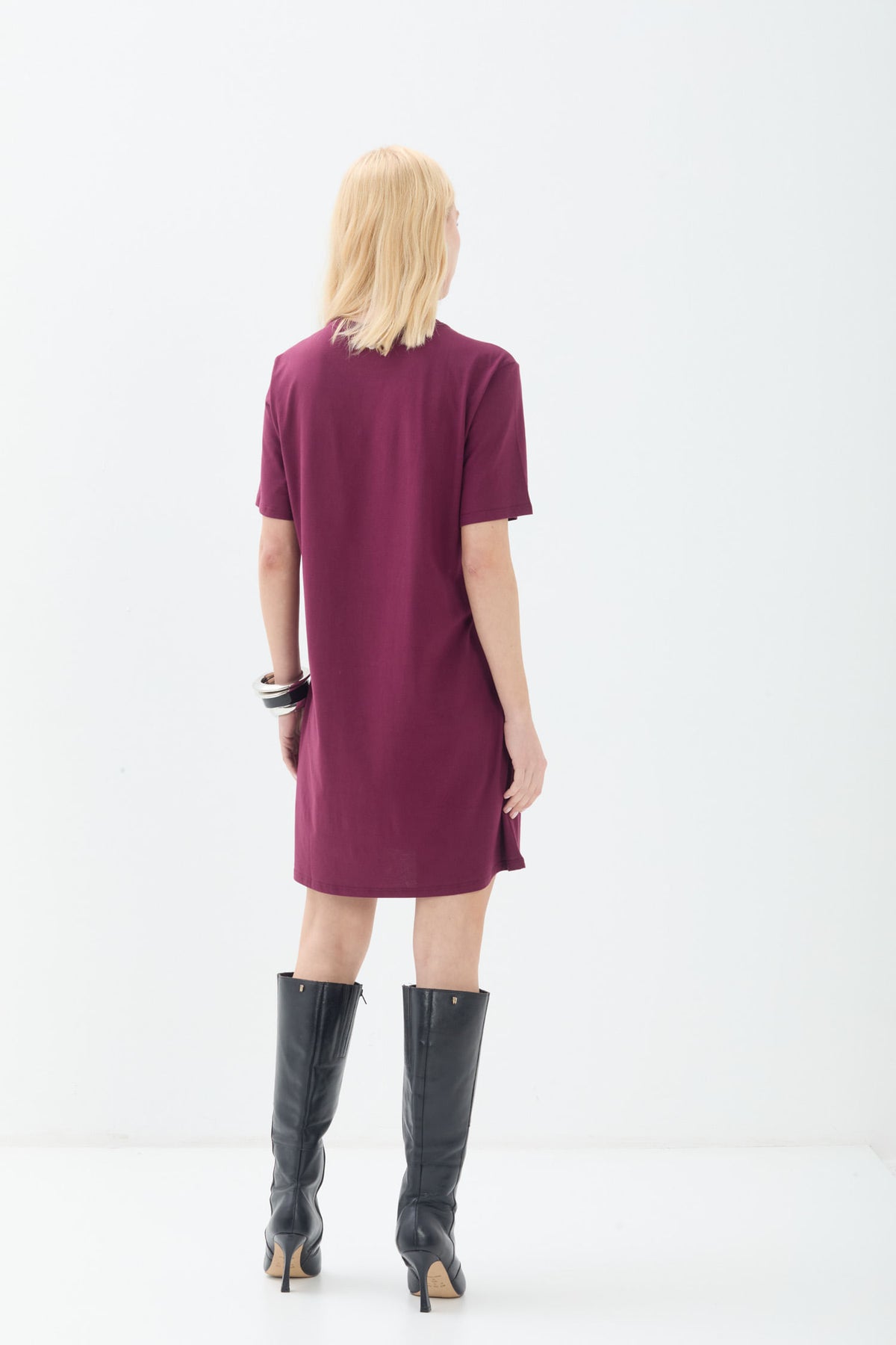 Vestido Solto Com Logo ACT Feminino Deep Ruby