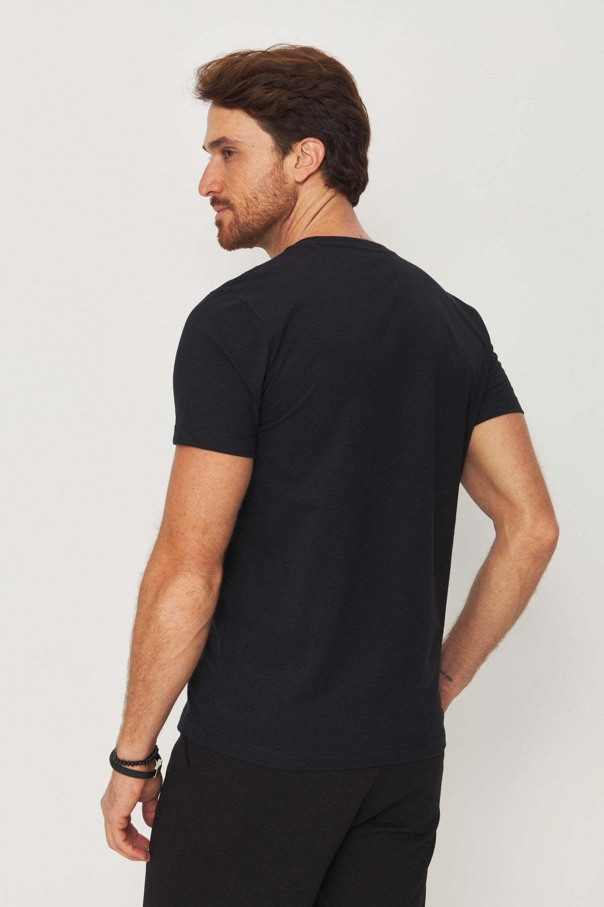 Camiseta Casual Gola V Masculina Acostamento Preto