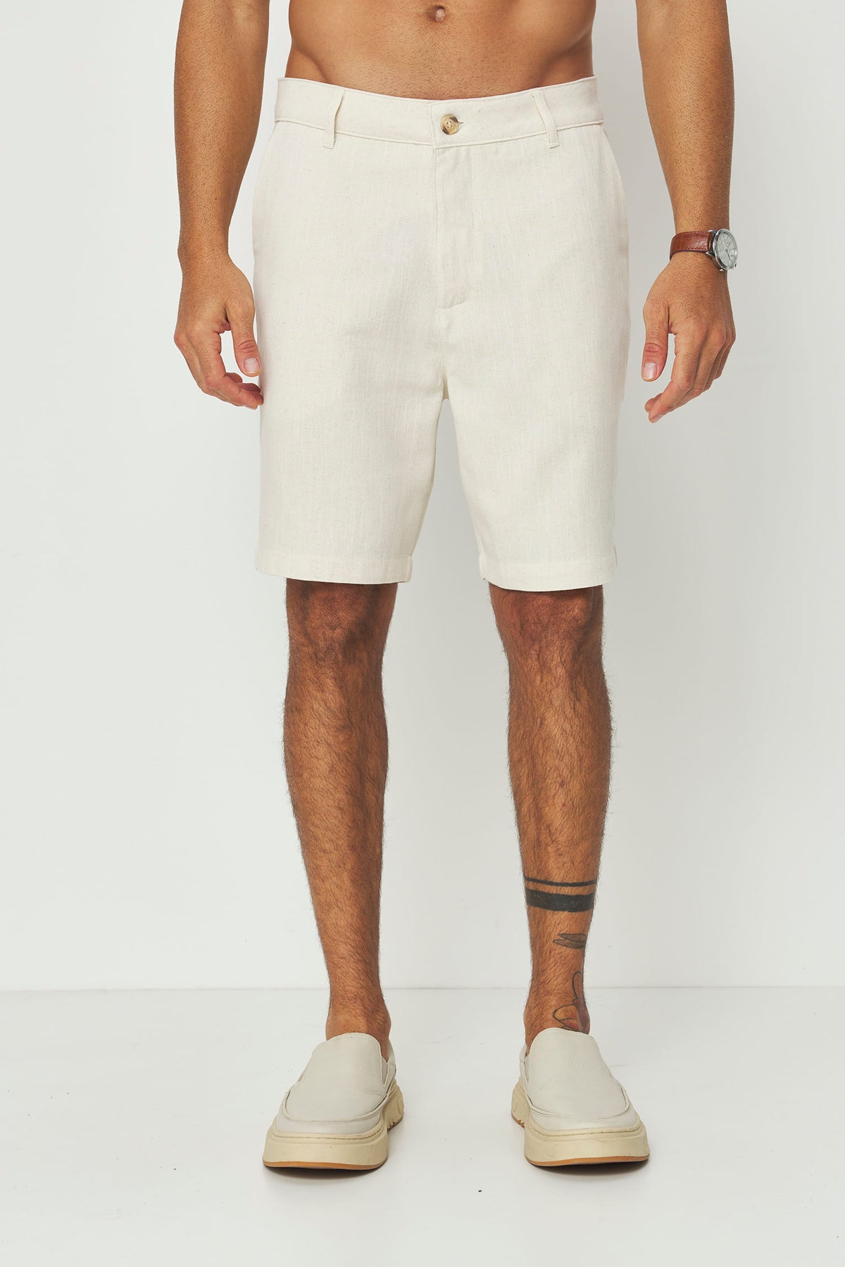 Bermuda Linho com Bolso Faca Masculino Acostamento Natural