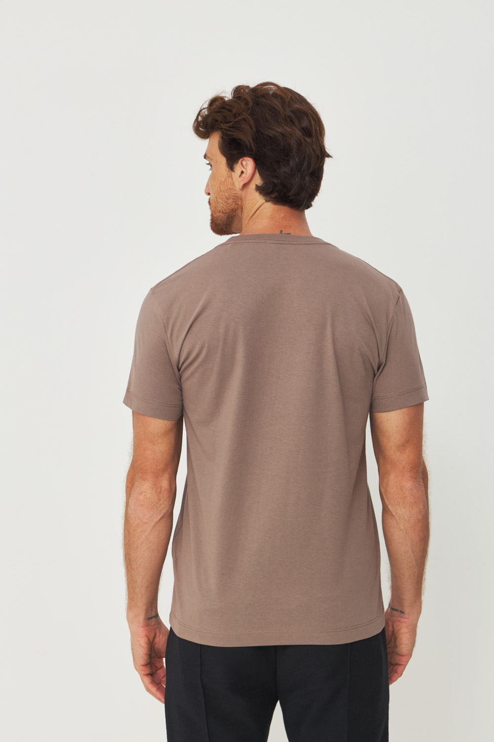 Camiseta Estampa Tênis Masculino Acostamento Capuccino