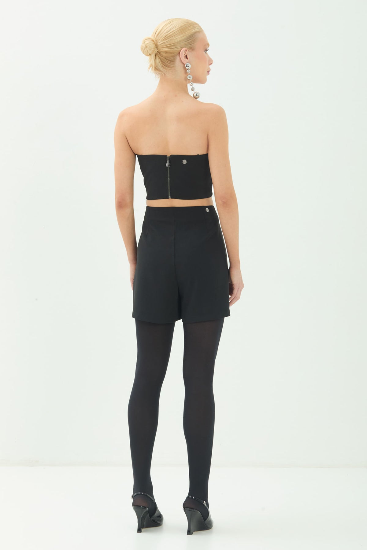 Top Estruturado Sem Alça ACT Feminino Preto
