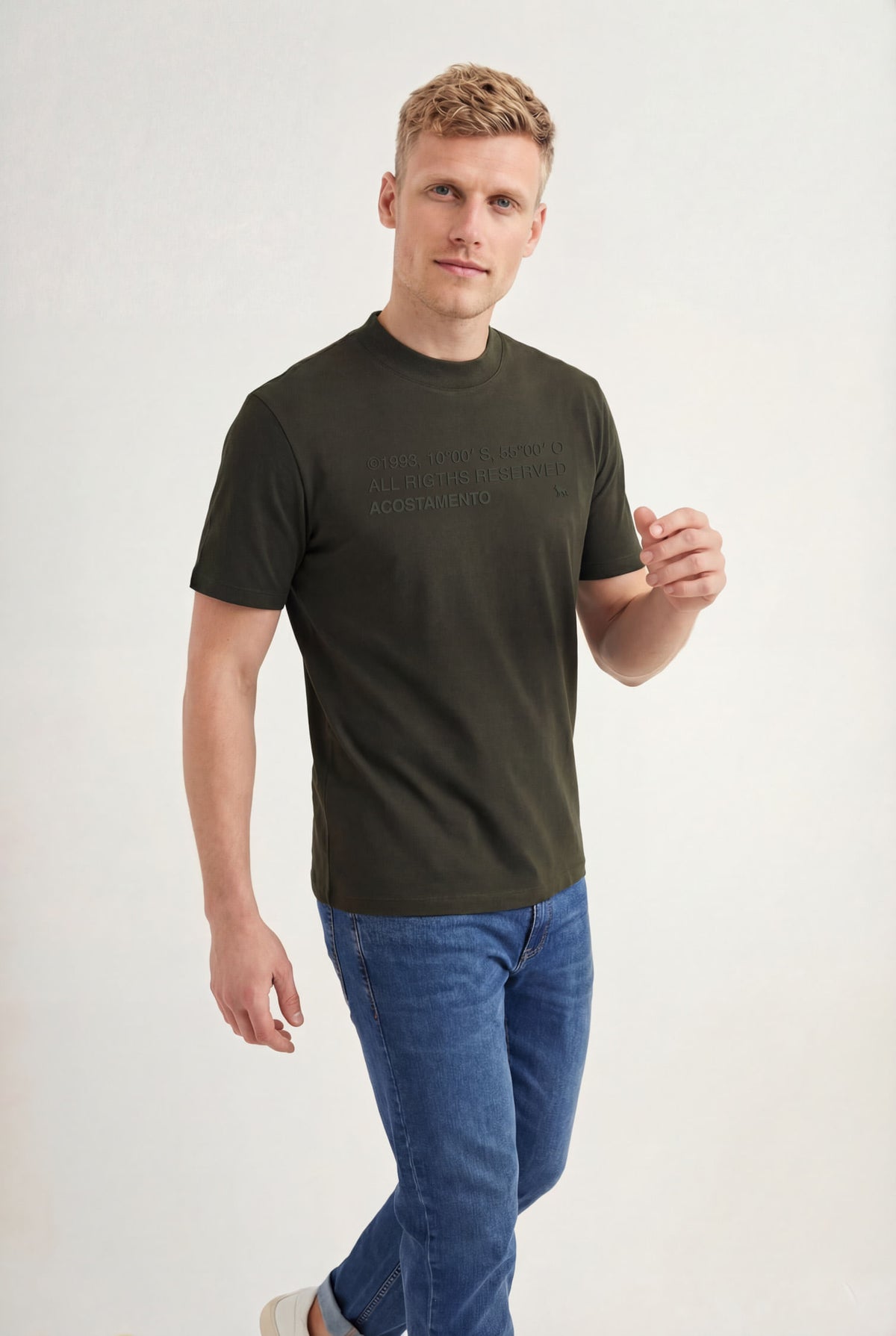 Camiseta Estampa Silk Masculina Acostamento Verde Folhagem