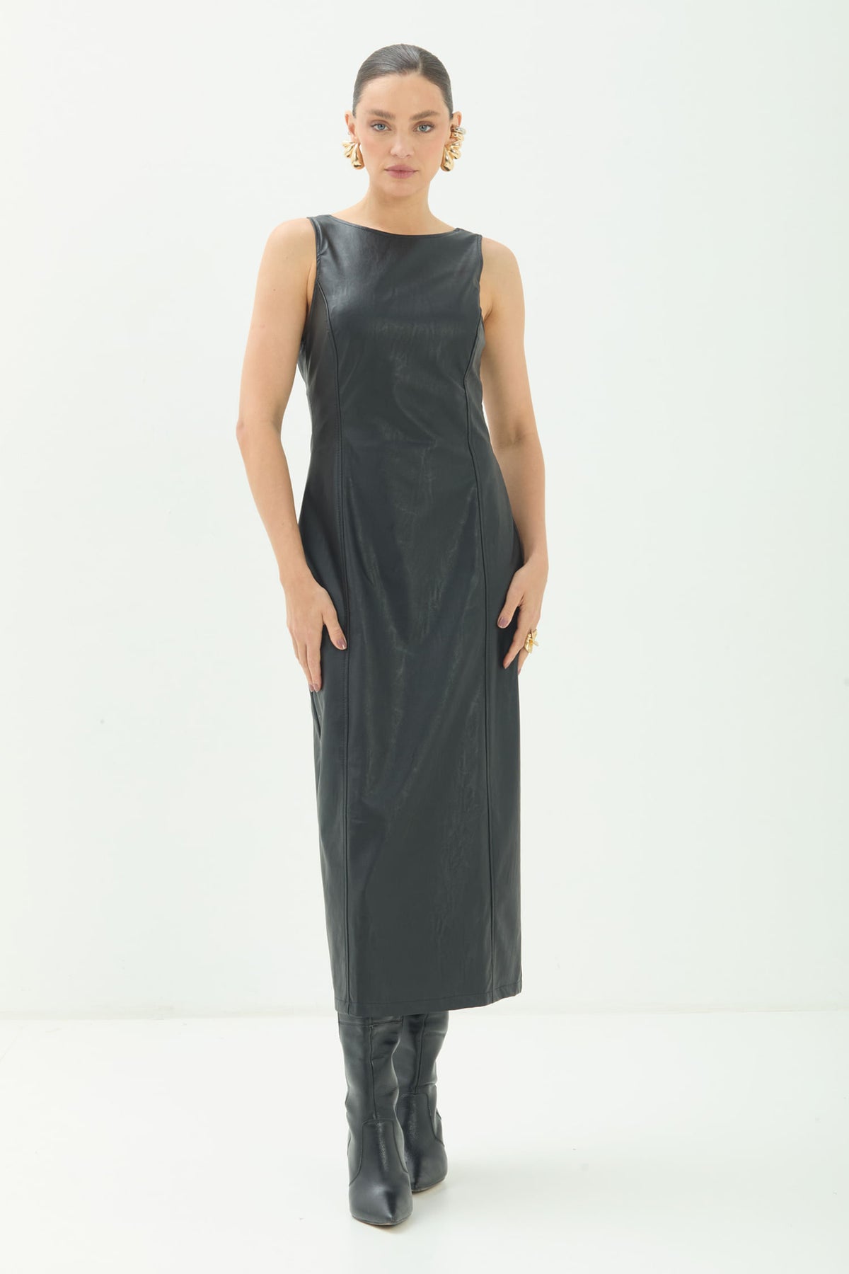 Vestido PU Midi Decote Costas ACT Feminino Preto