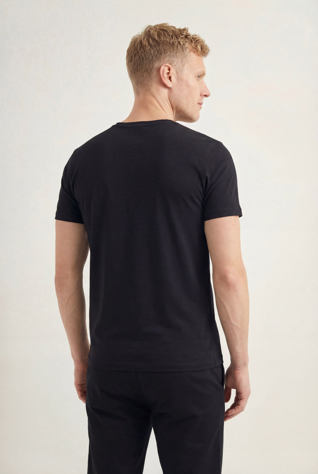 Camiseta Casual Gola V Masculina Acostamento Preto