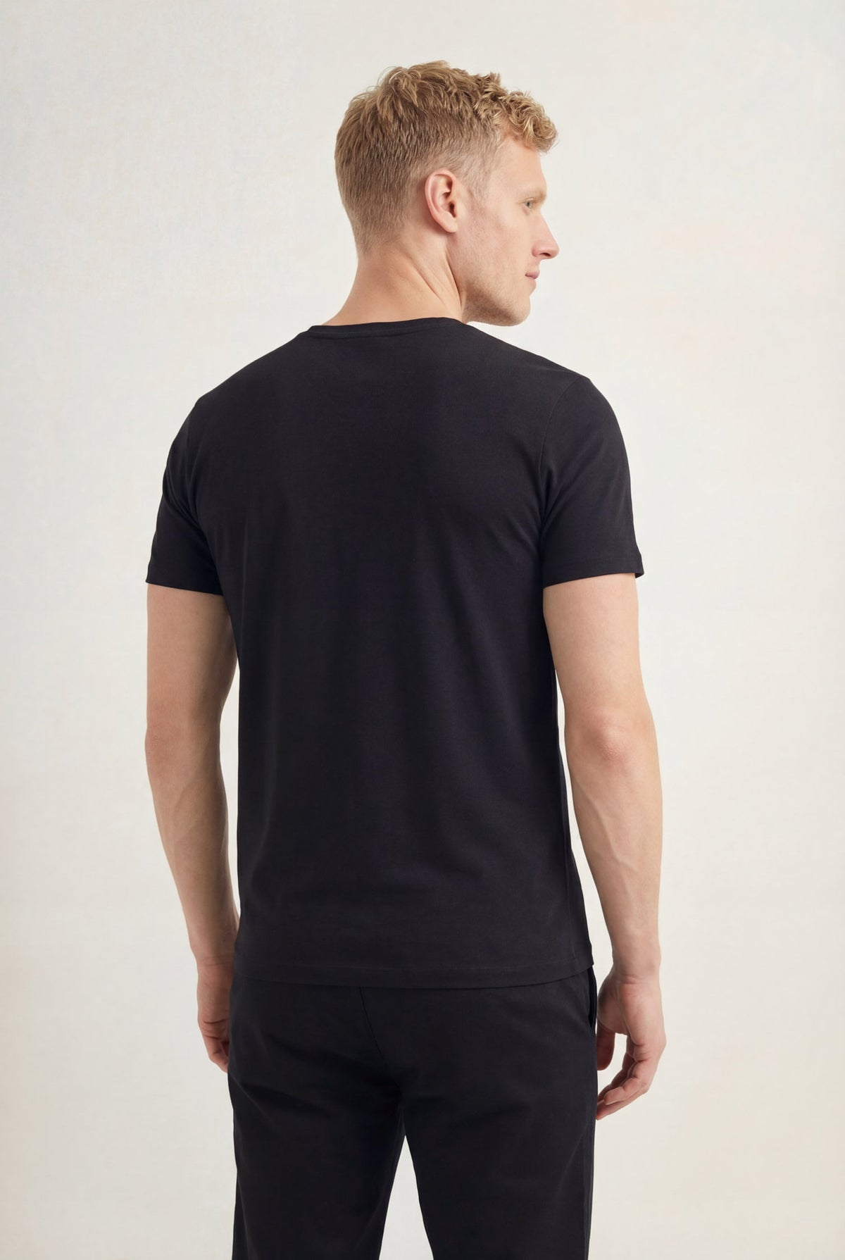 Camiseta Casual Gola V Masculina Acostamento Preto