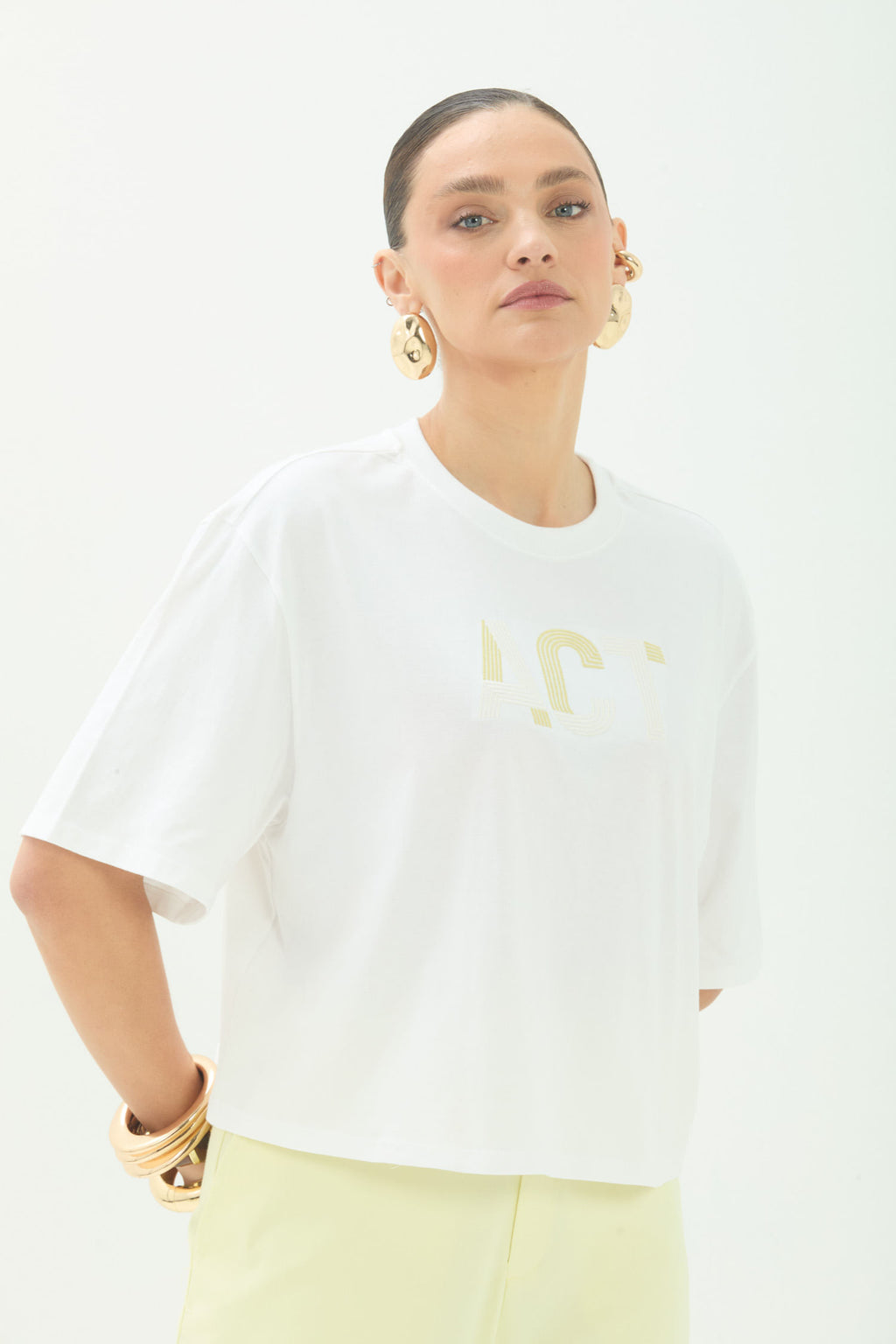 T-Shirt Ampla Casual  ACT Feminino Off White