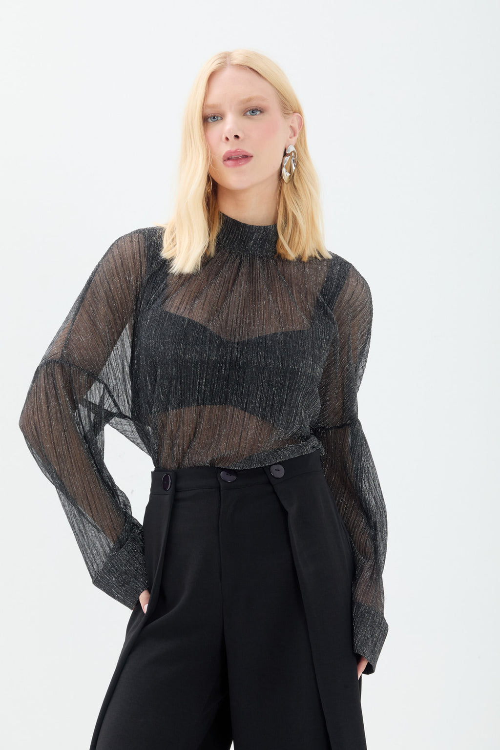 Blusa Manga Longa Tule Lurex ACT Feminina Preto C/ Prata